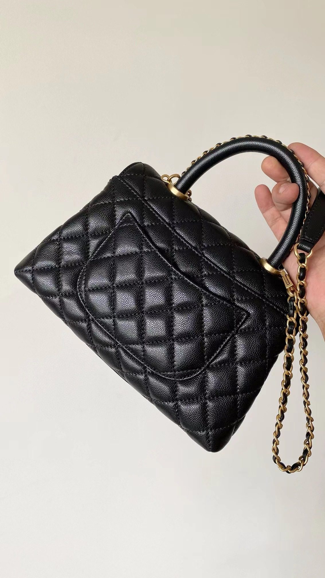 Chanel 2023 New CoCoHandle Bag view 3