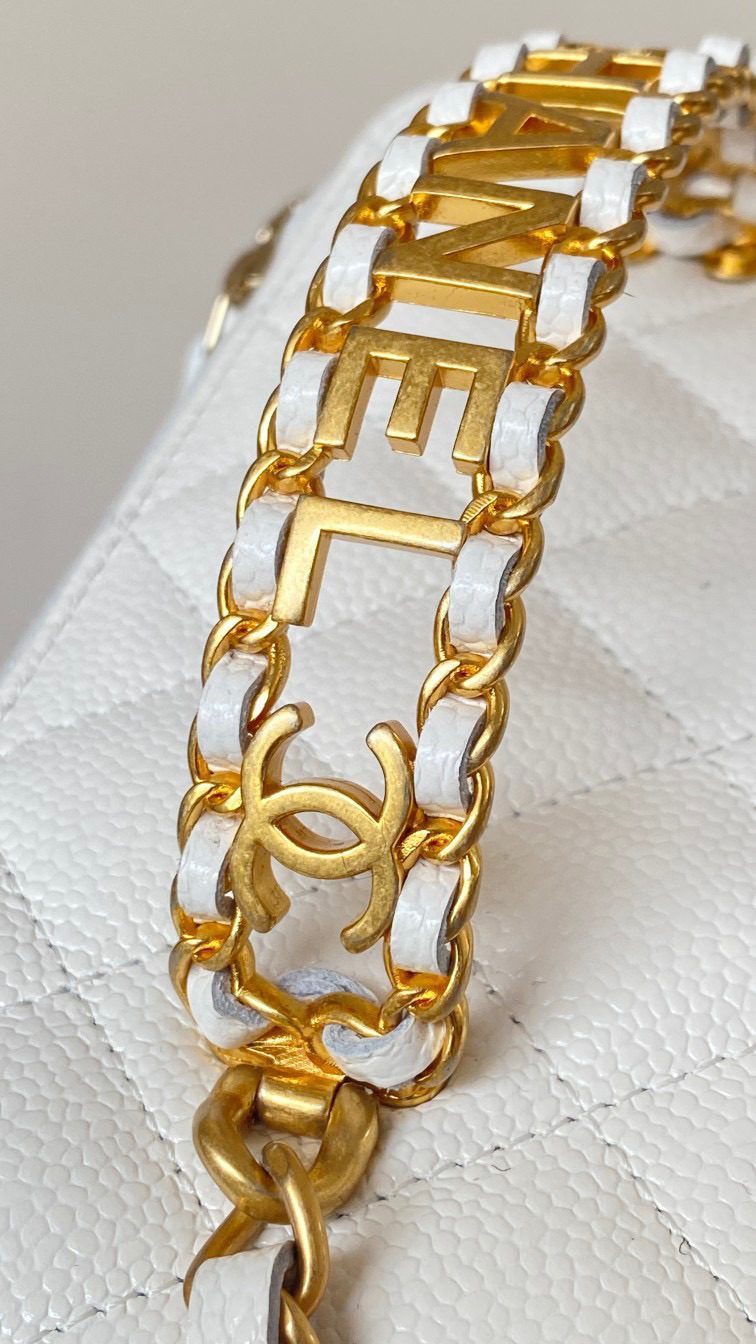 Chanel 22P Handle Bag view 2