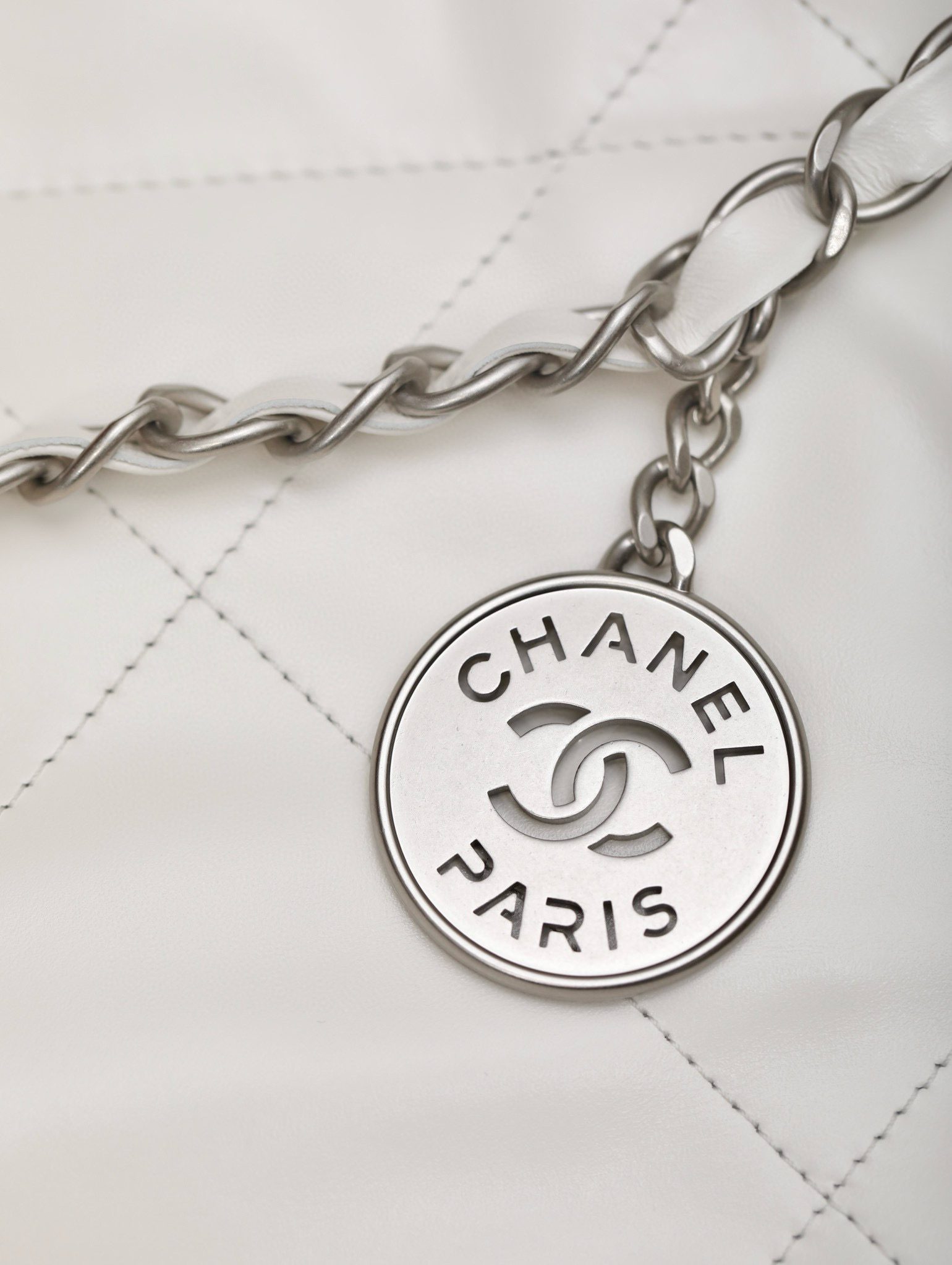 Chanel 22 Bag view 15