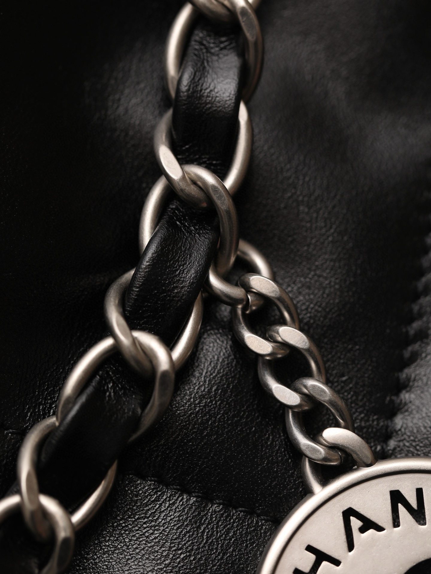 Chanel 22 Bag view 25