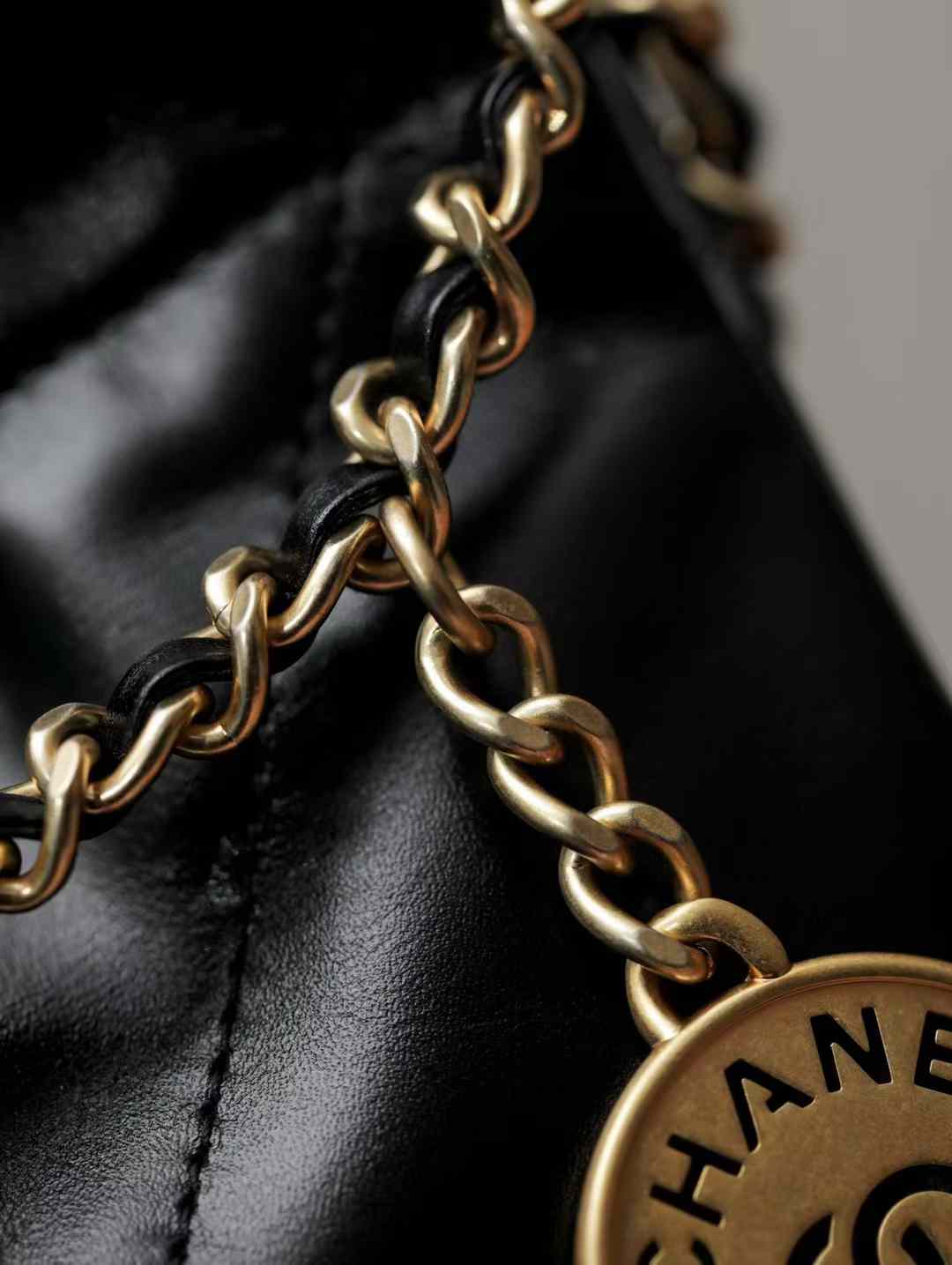 Chanel 22 Mini Bag view 16