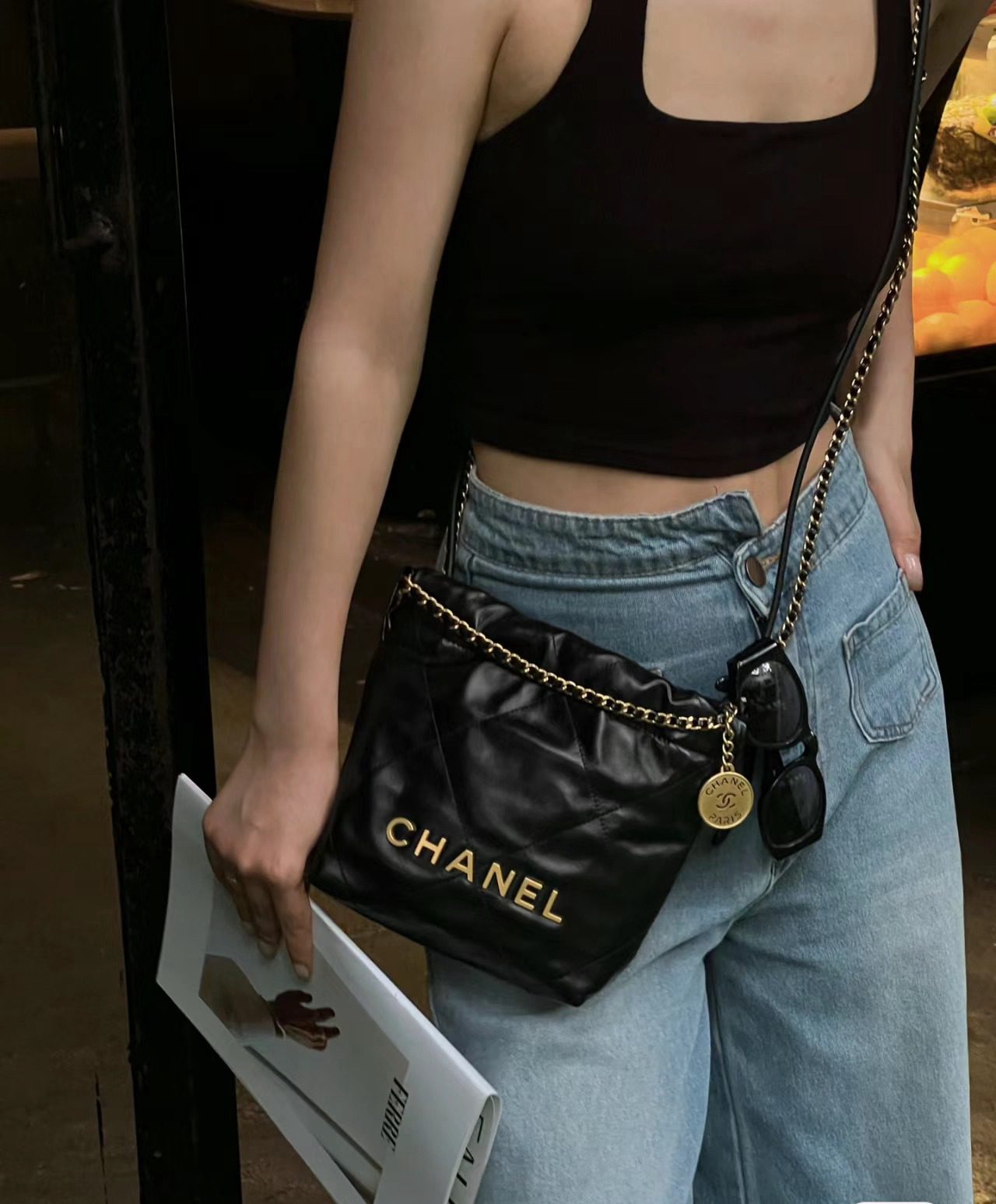Chanel 22 Mini Bag view 7