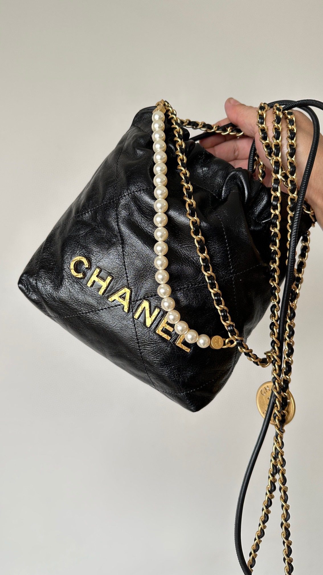 Chanel 22 Mini Bag view 1