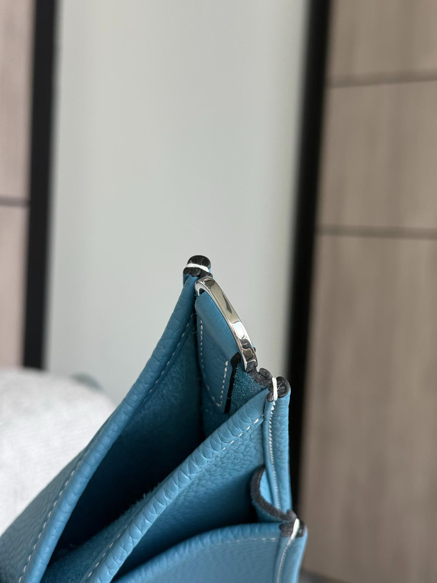 Hermès Neo Evelyne 23 Shoulderpack view 5
