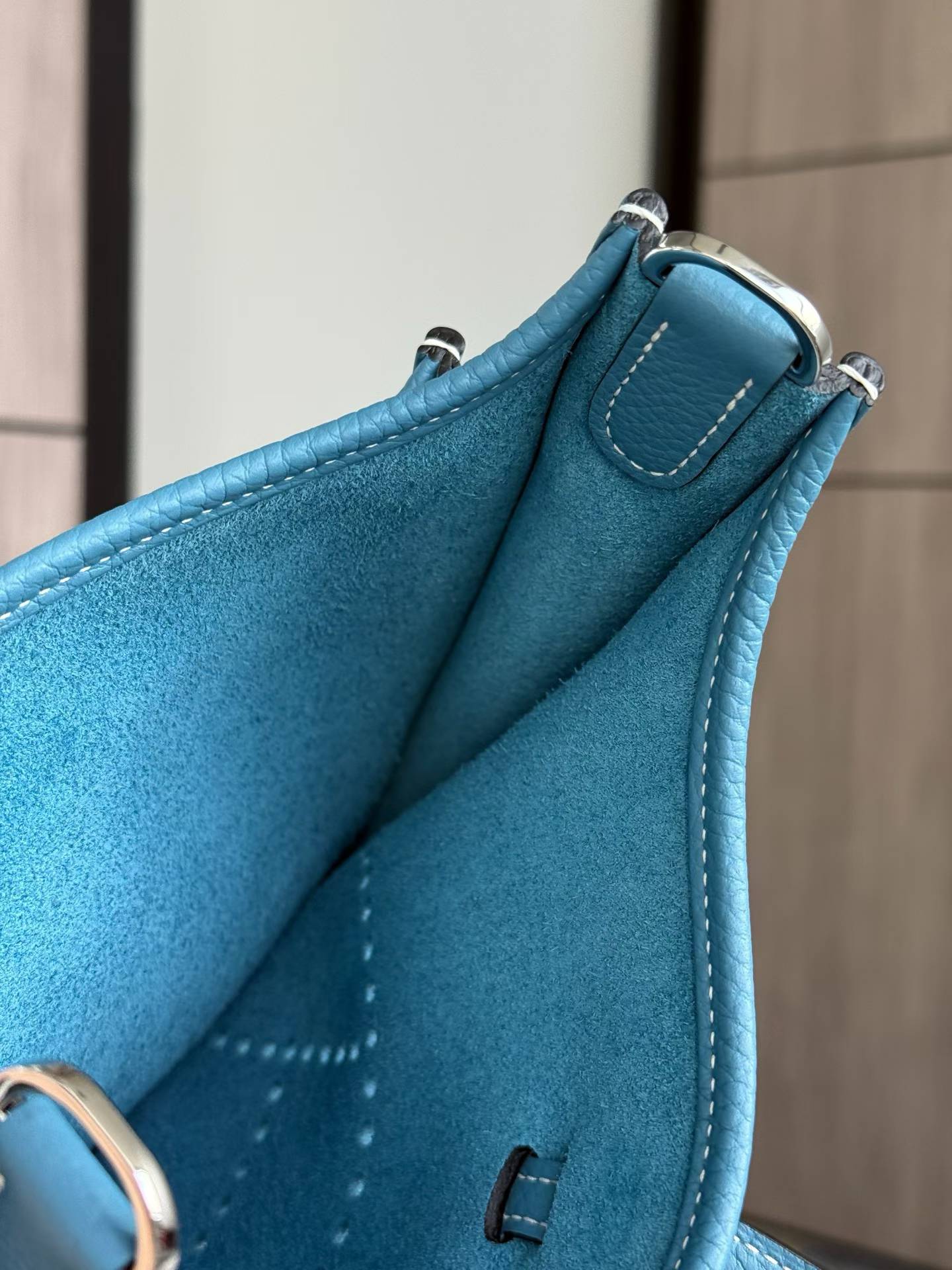 Hermès Neo Evelyne 23 Shoulderpack view 6