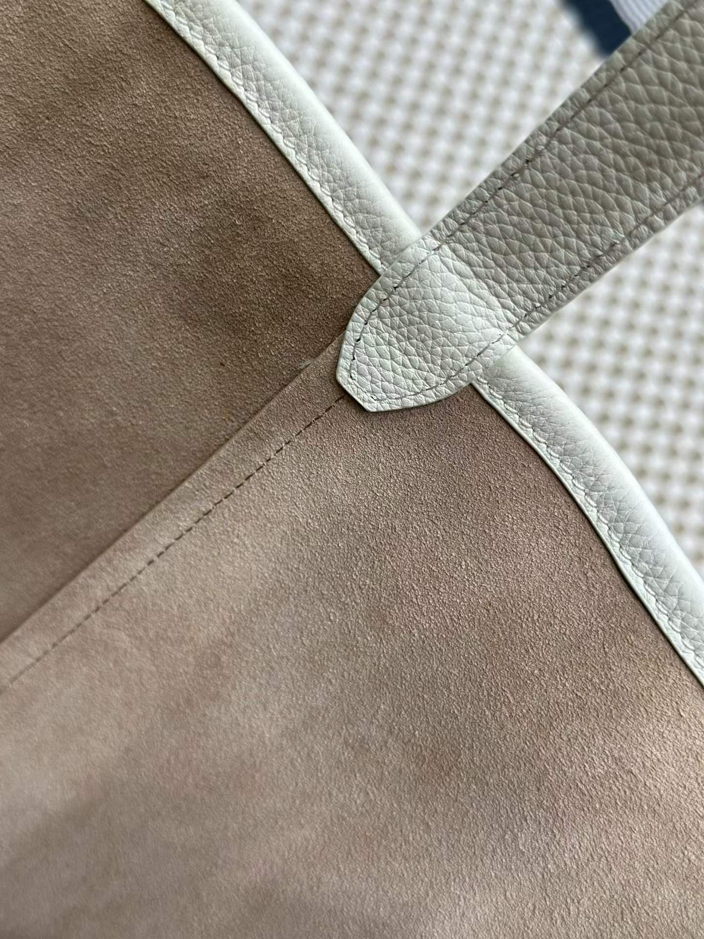 The Row N/S Park Leather tote bag view 9