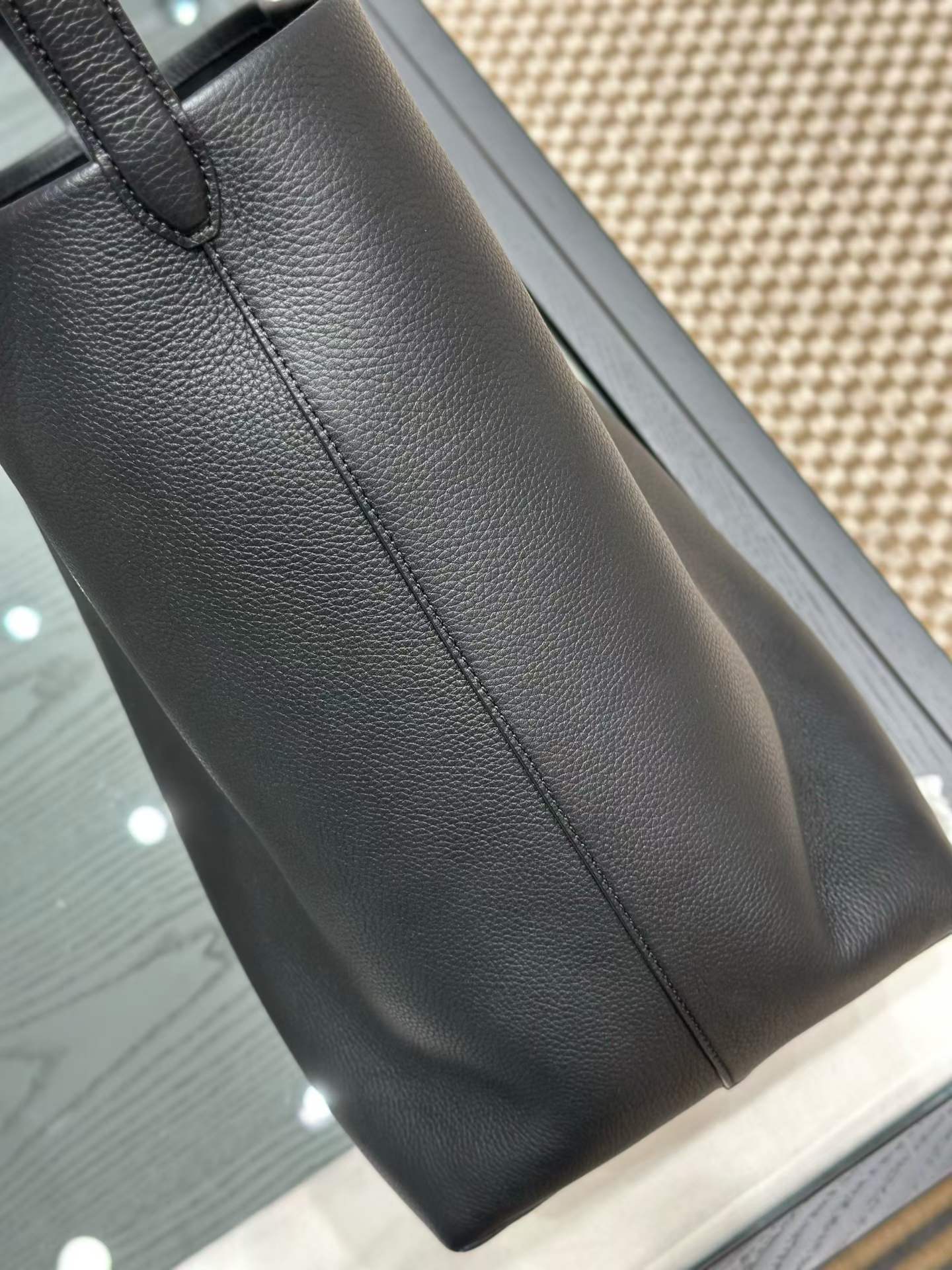 The Row N/S Park Leather tote bag view 3