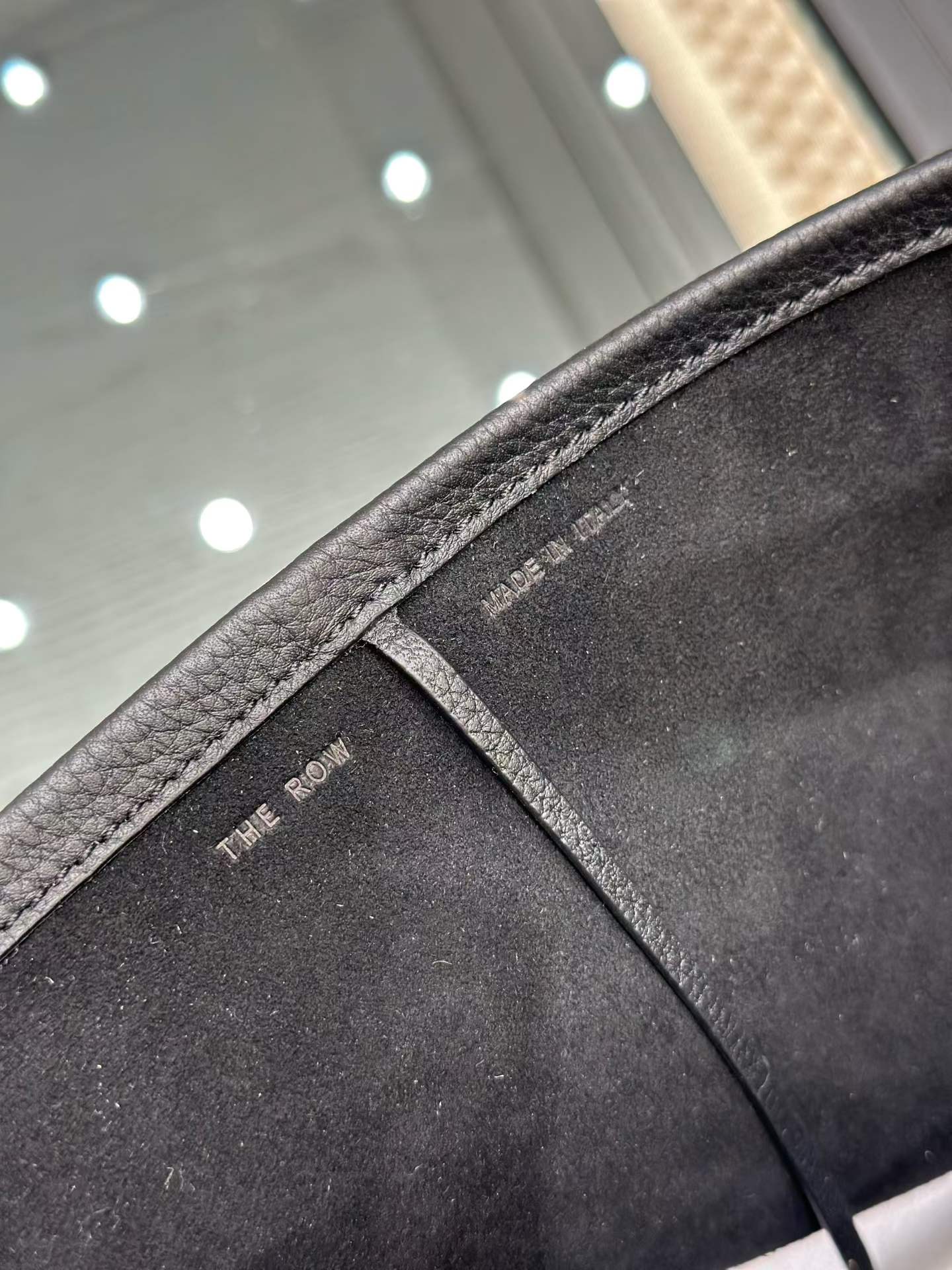 The Row N/S Park Leather tote bag view 5