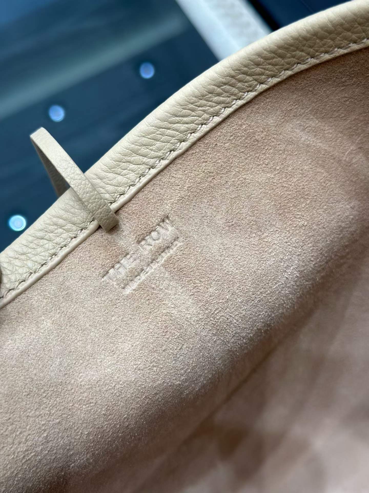 The Row N/S Park Leather tote bag view 5