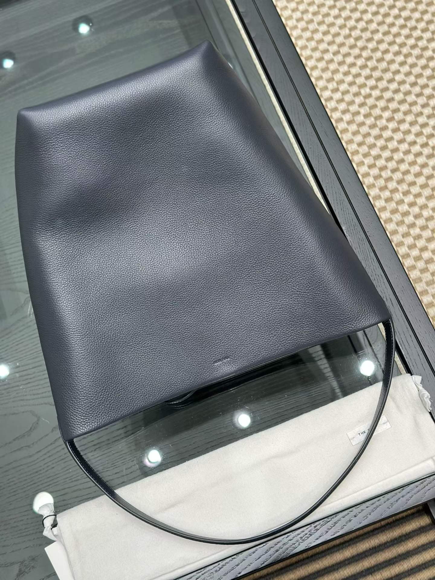 The Row N/S Park Leather tote bag view 11