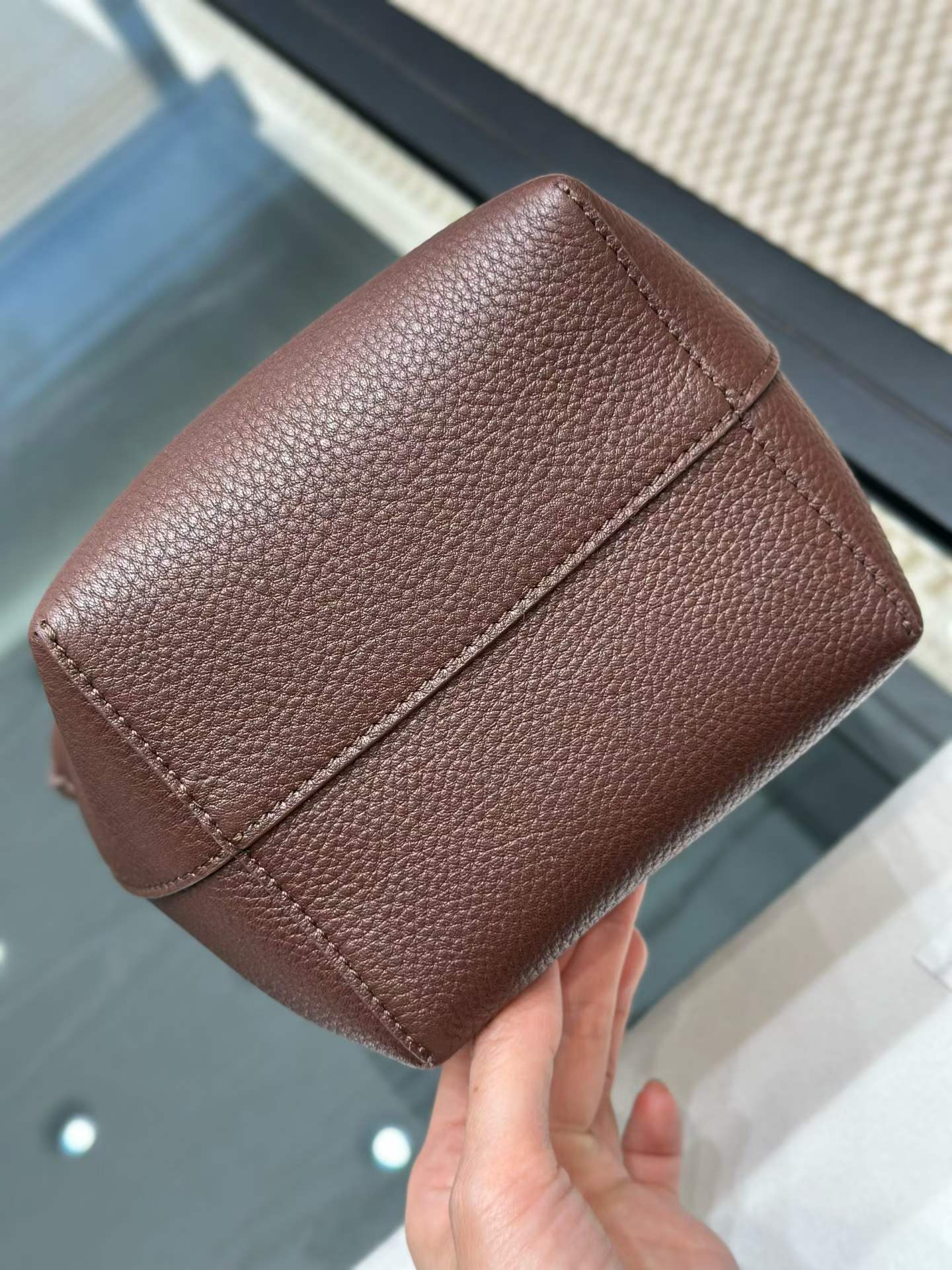 The Row N/S Park Leather tote bag view 7
