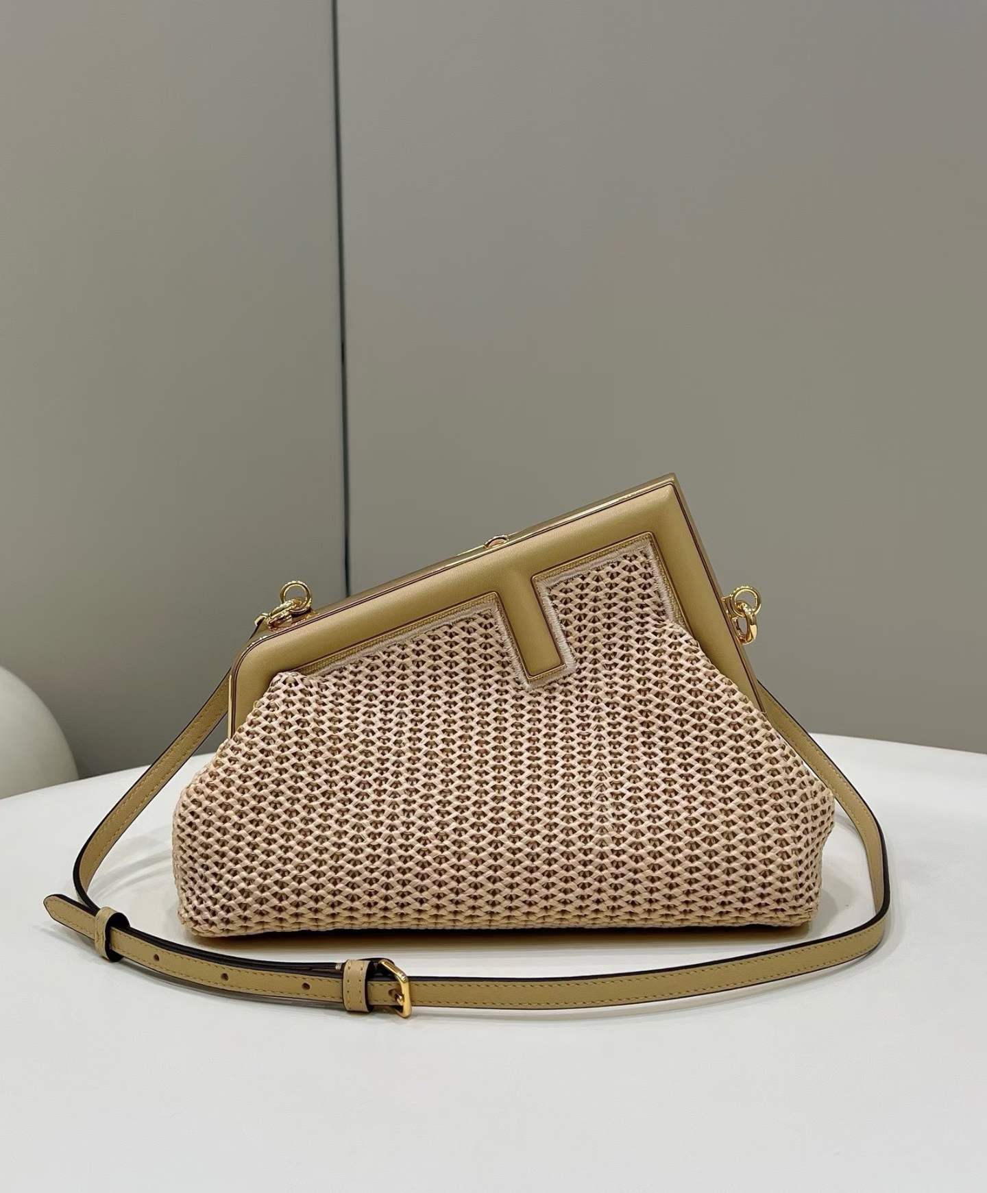 Fendi FIRST Shoulder bag view 1