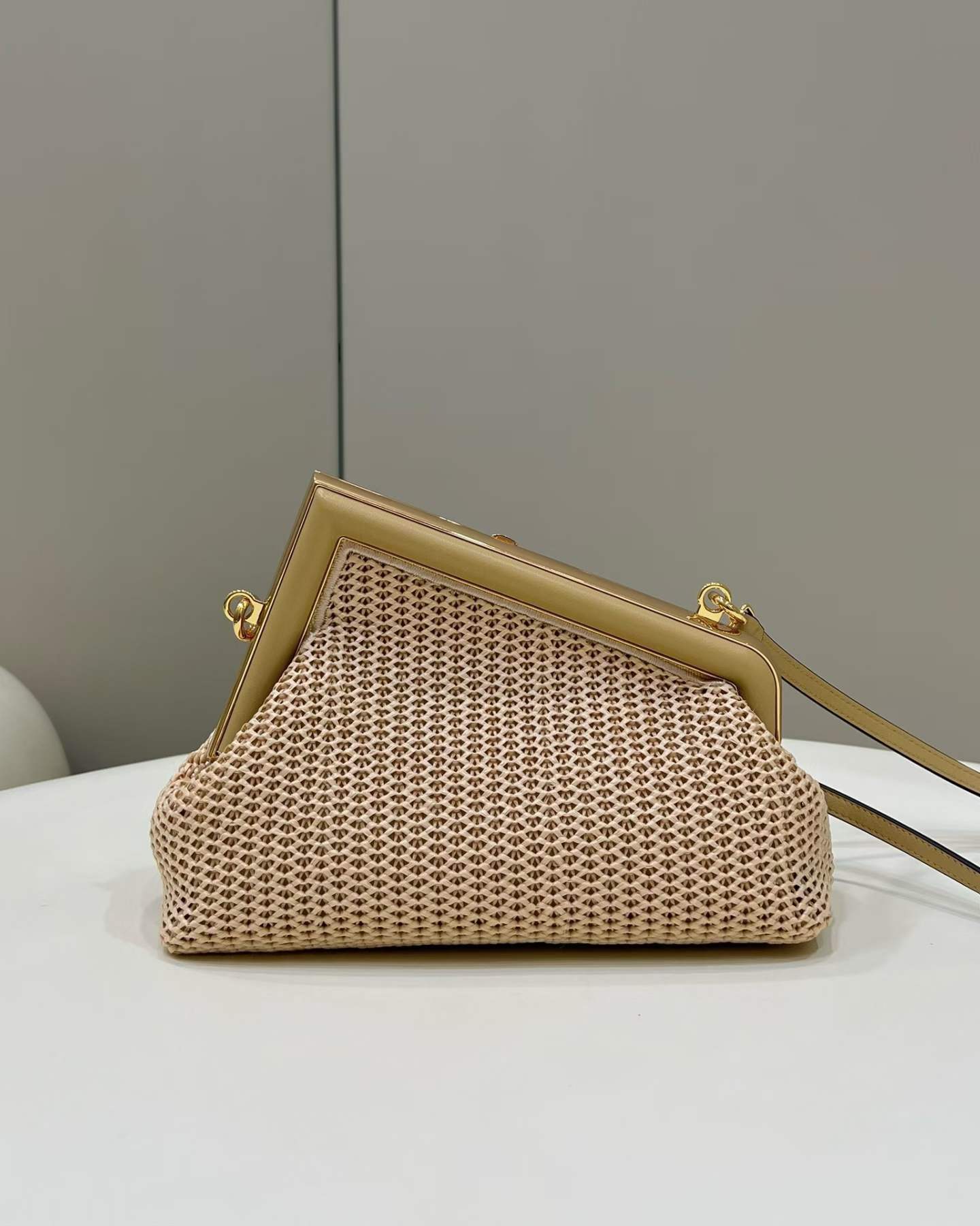 Fendi FIRST Shoulder bag view 2