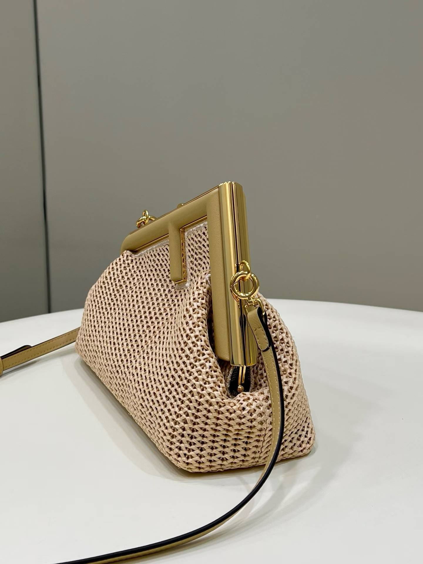 Fendi FIRST Shoulder bag view 3