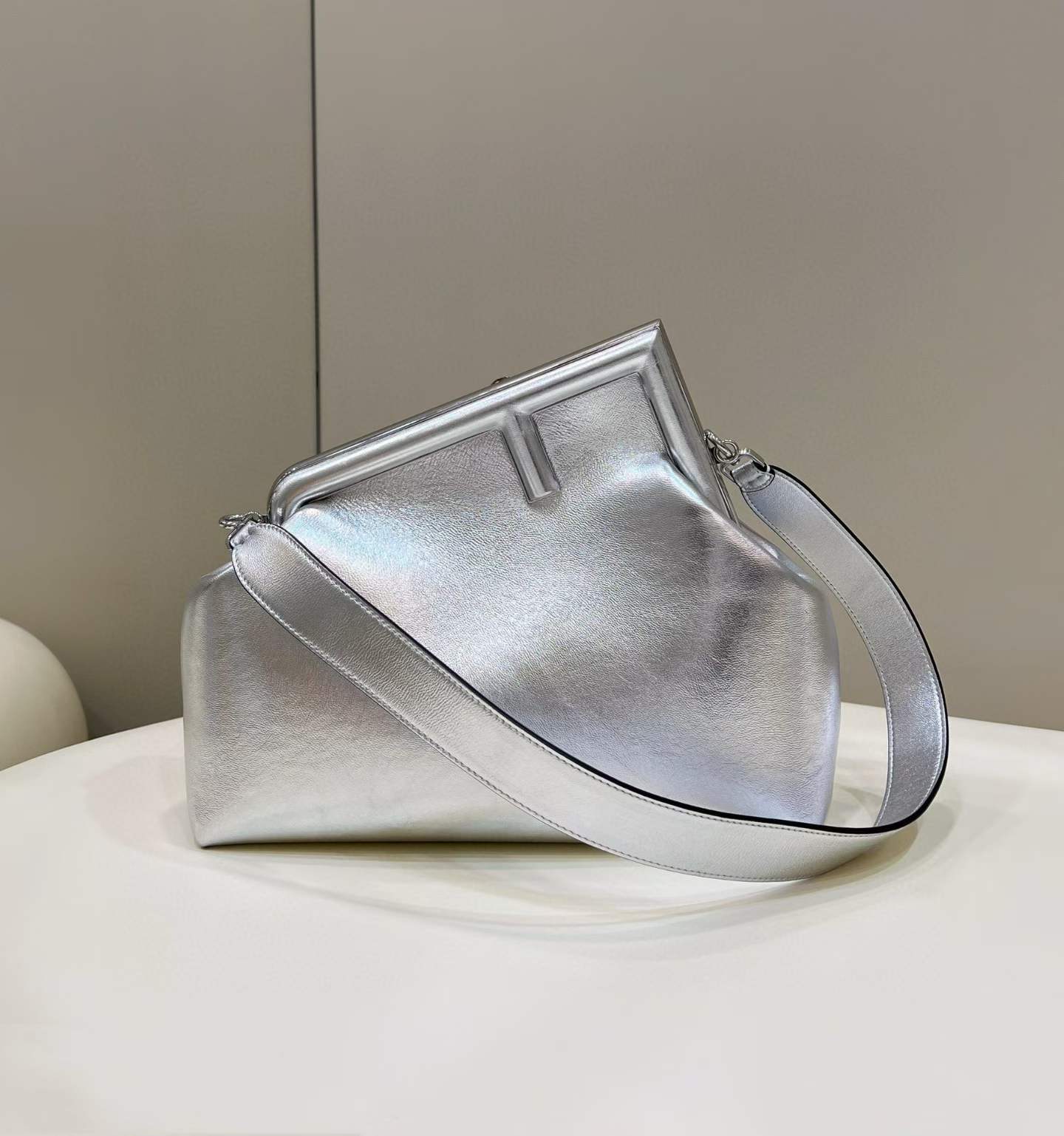 Fendi FIRST Shoulder bag view 1