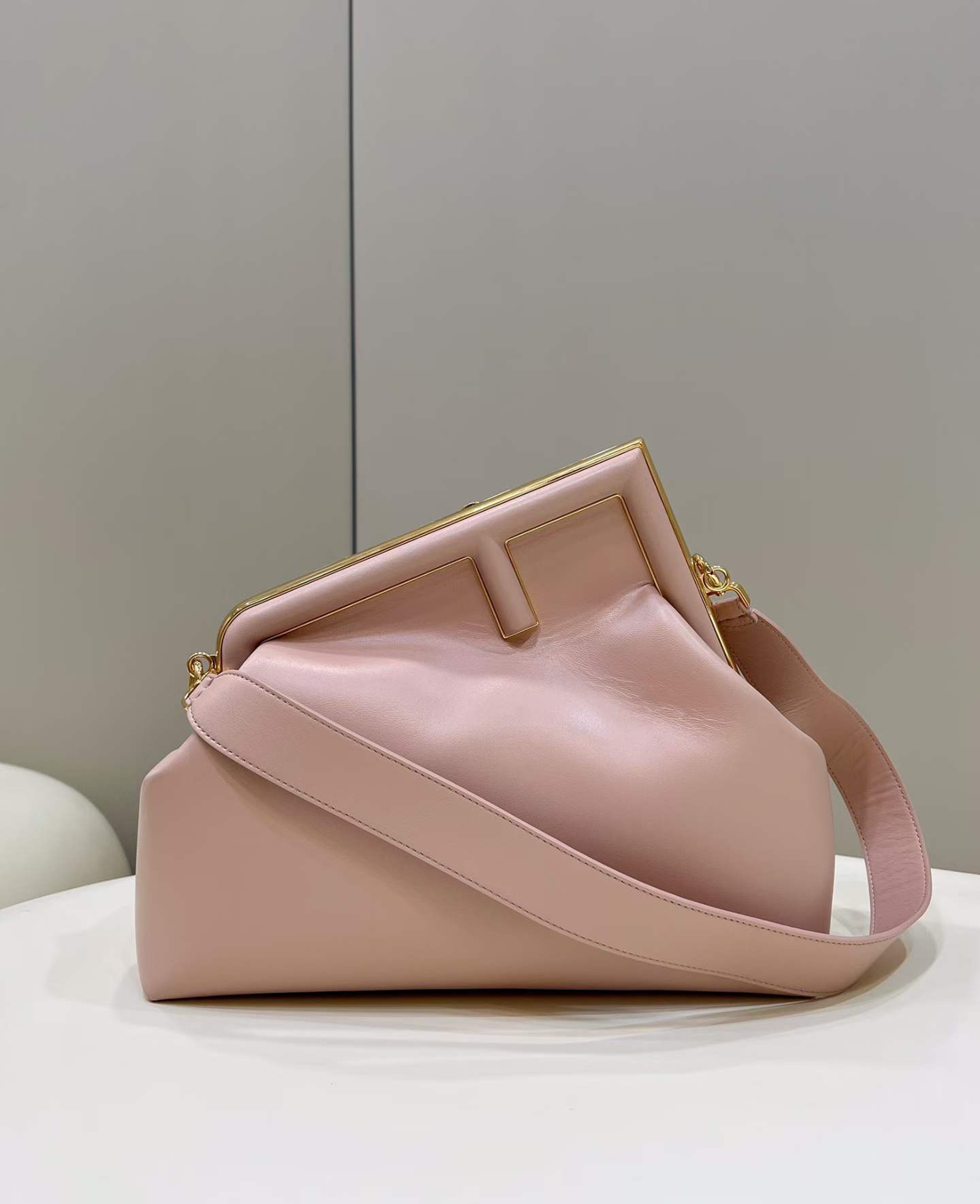 Fendi FIRST Shoulder bag view 2