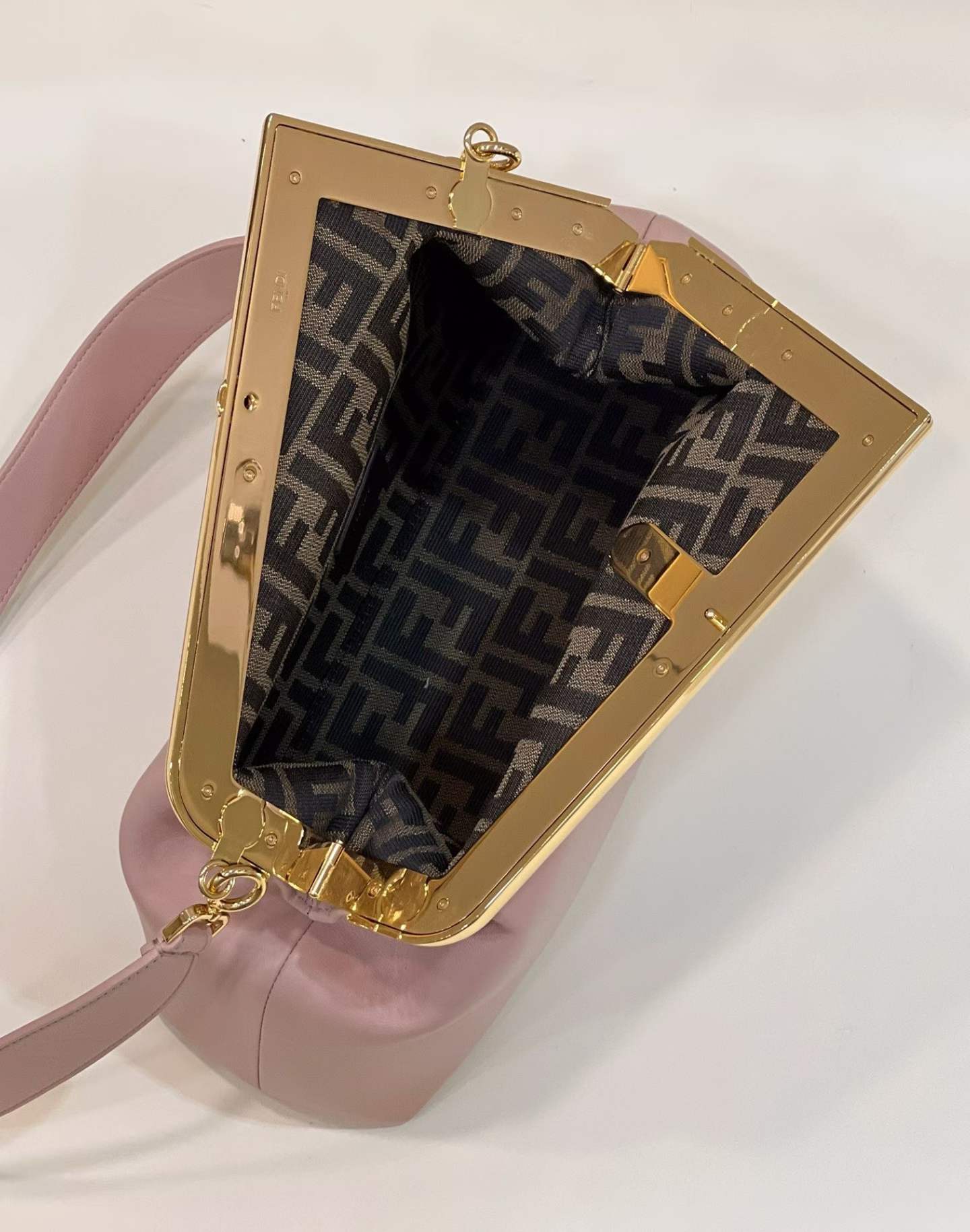 Fendi FIRST Shoulder bag view 8