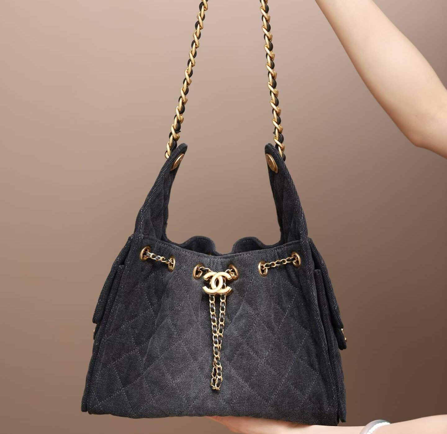 Chanel 25 Small Handbag view 1