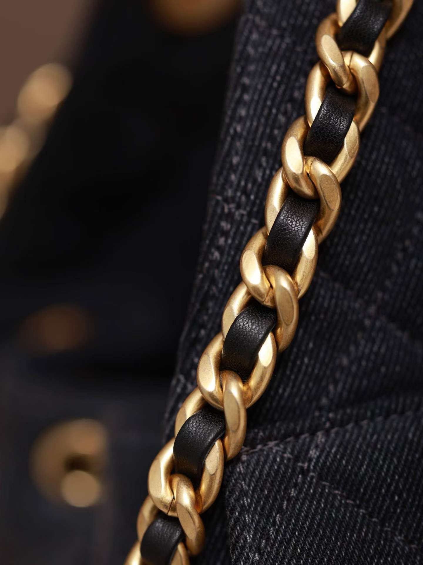 Chanel 25 Small Handbag view 7