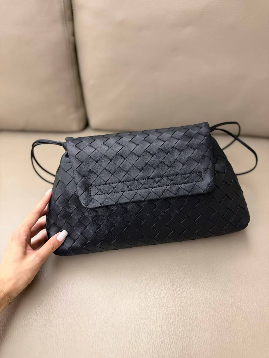 Bottega Veneta Giorno view 3