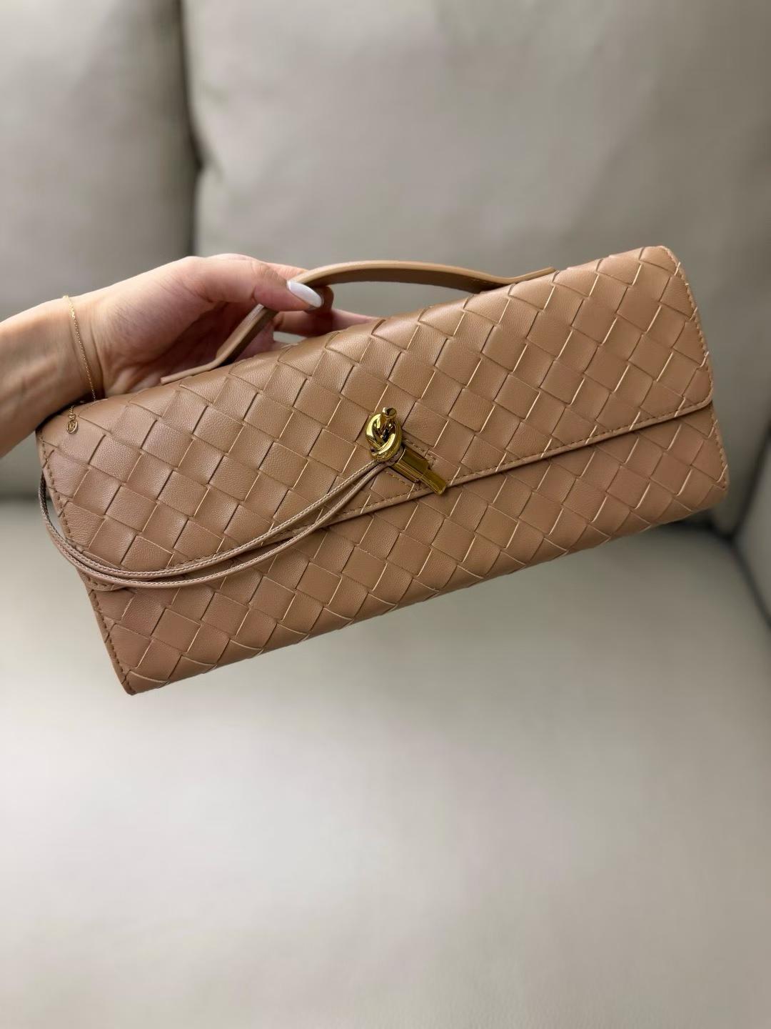 Bottega Veneta Andiamo Clutch view 9