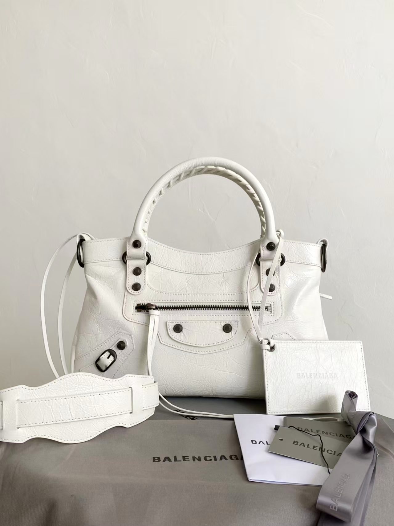 Balenciaga Le City Bag view 9