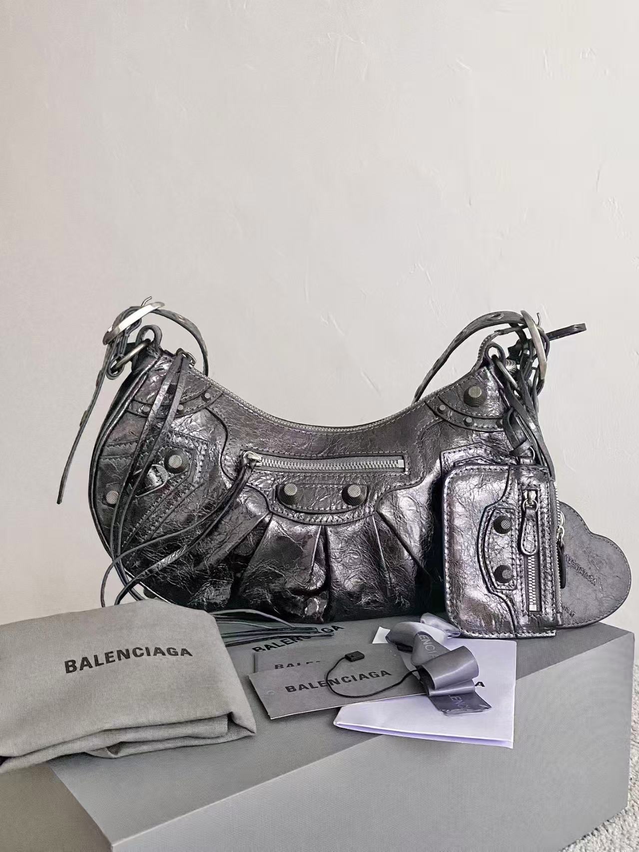 Balenciaga Le Cagolr Bag view 1