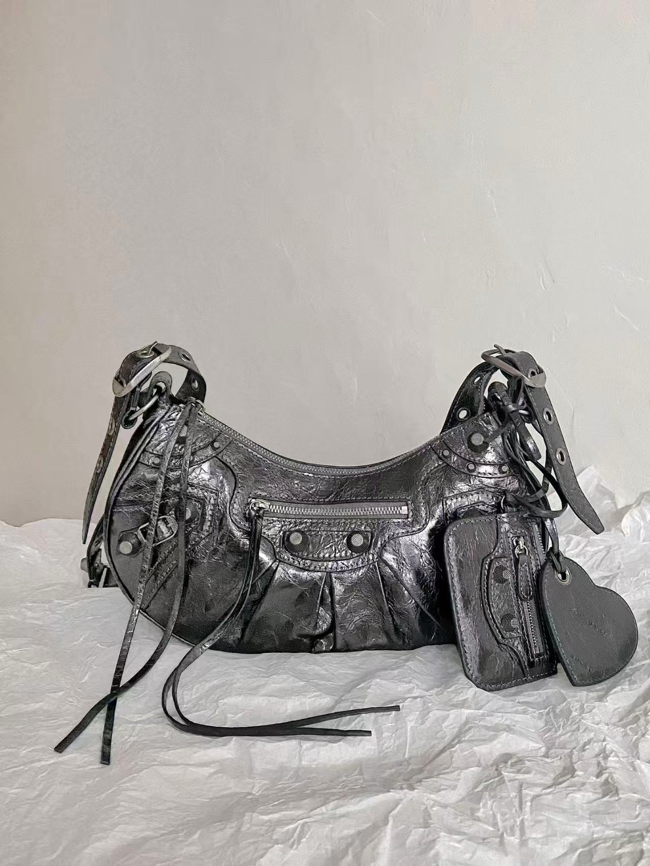 Balenciaga Le Cagolr Bag view 2