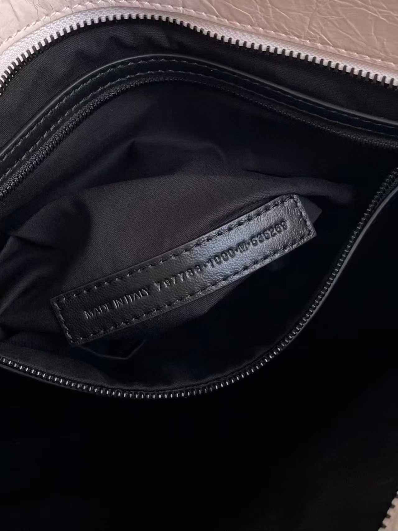 Balenciaga Le City Bag view 17