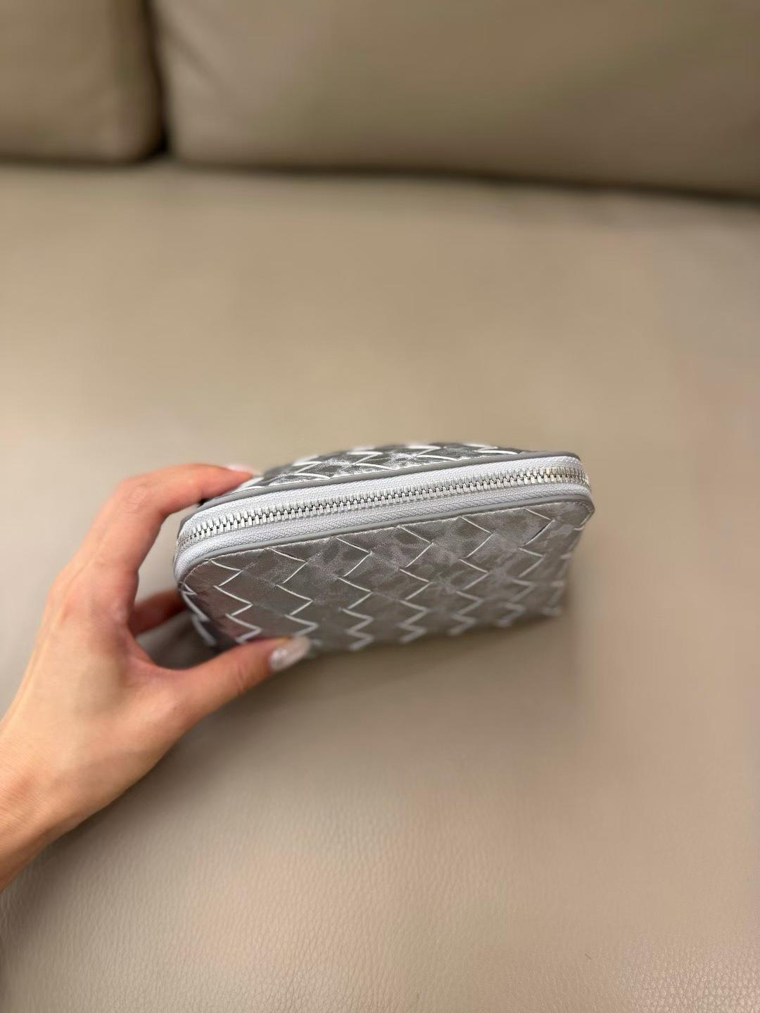 Bottega Veneta lntreciato bag view 11