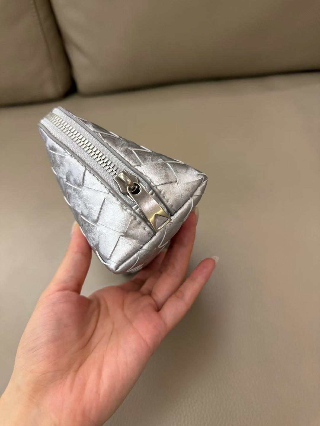 Bottega Veneta lntreciato bag view 13