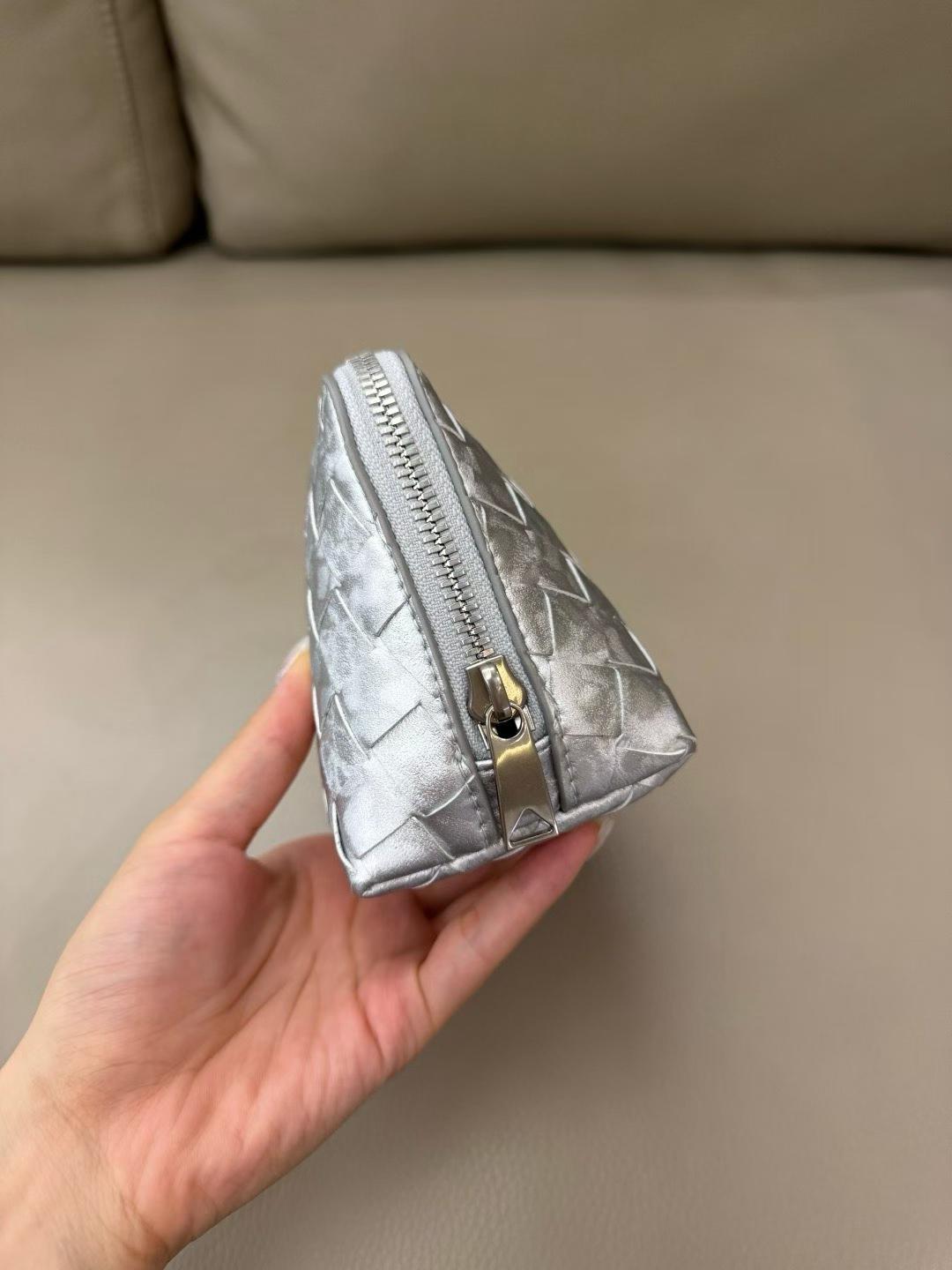 Bottega Veneta lntreciato bag view 14