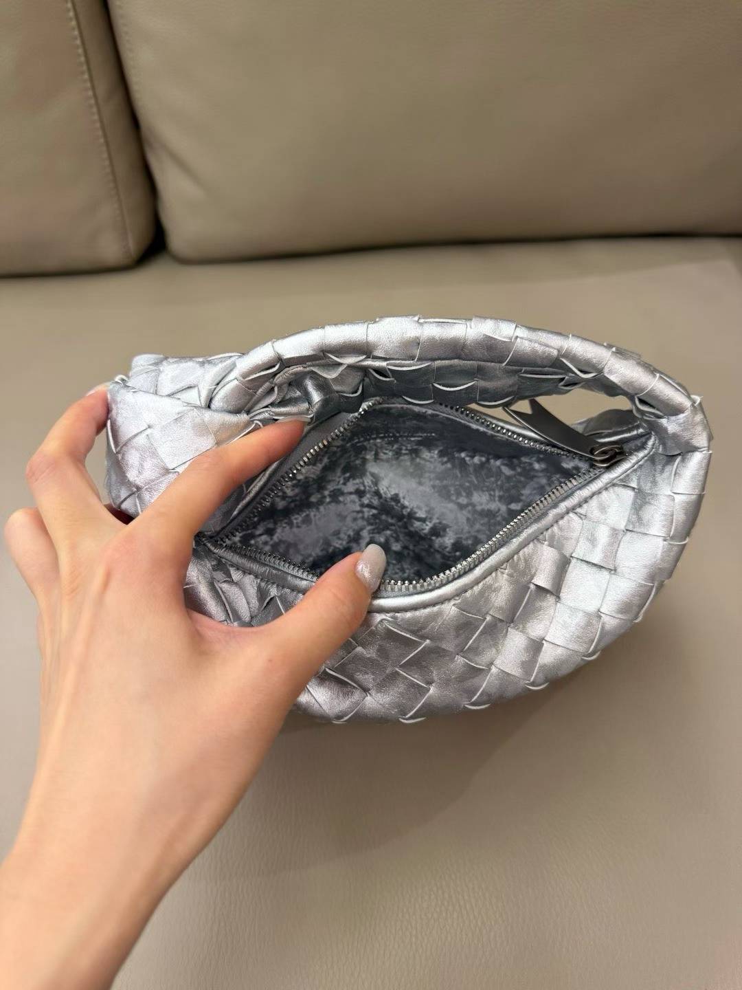 Bottega Veneta Mini Jodie view 7