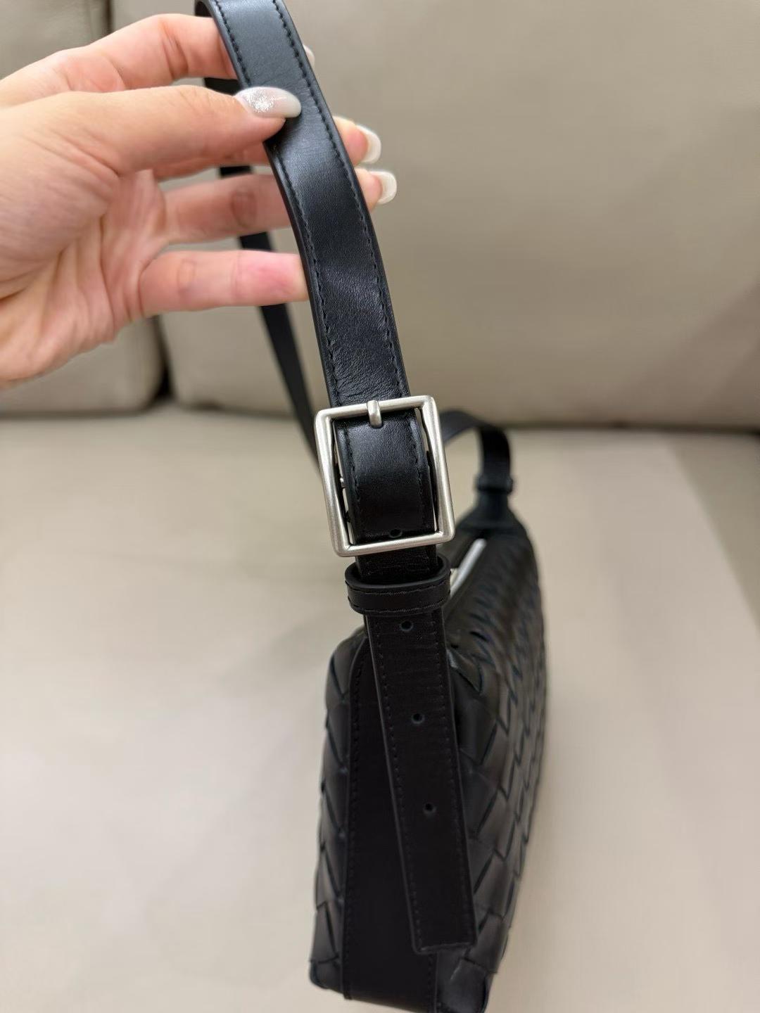 Bottega Veneta Traveler Bag view 5