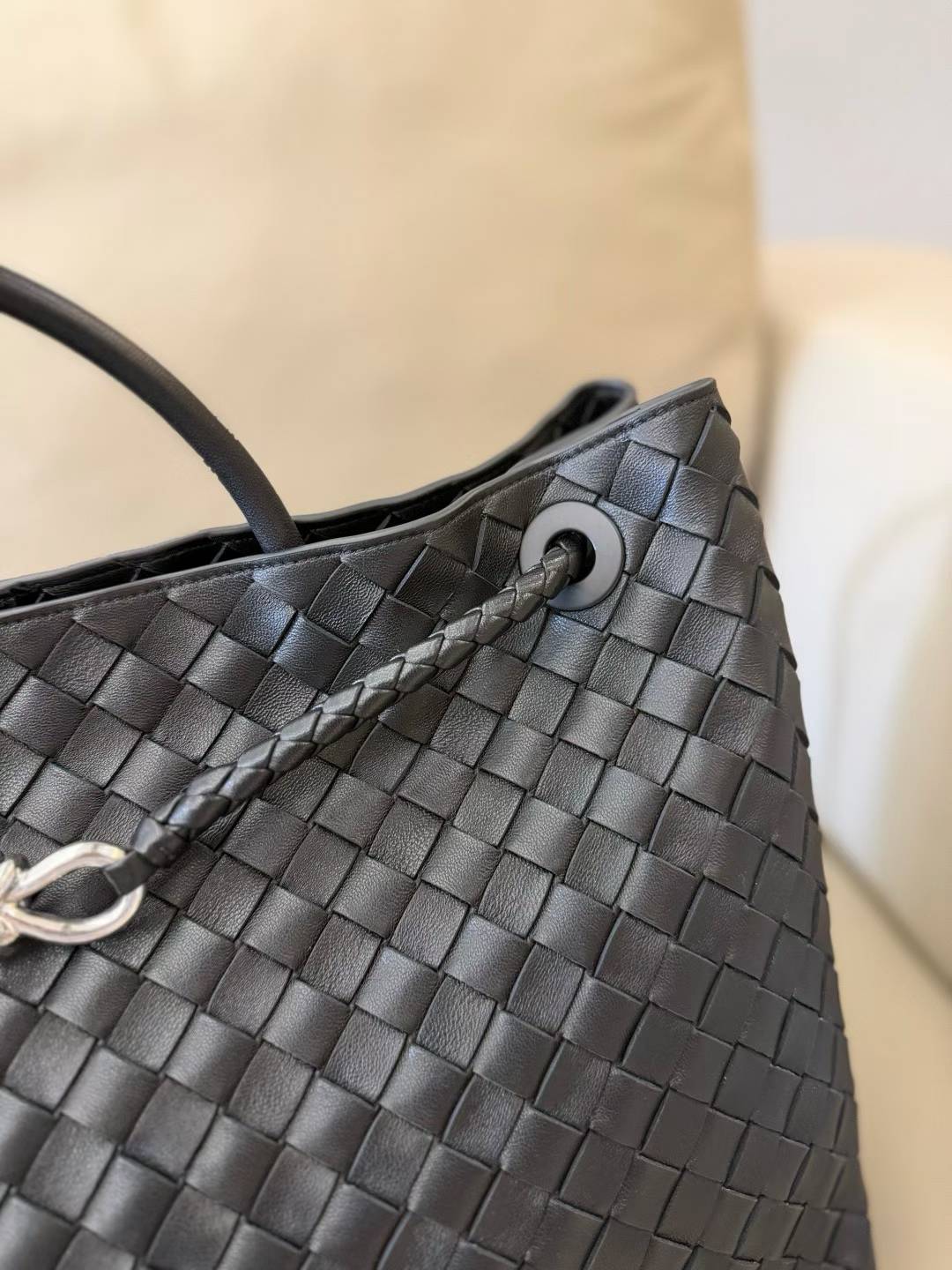 Bottega Veneta Large Andiamo view 4