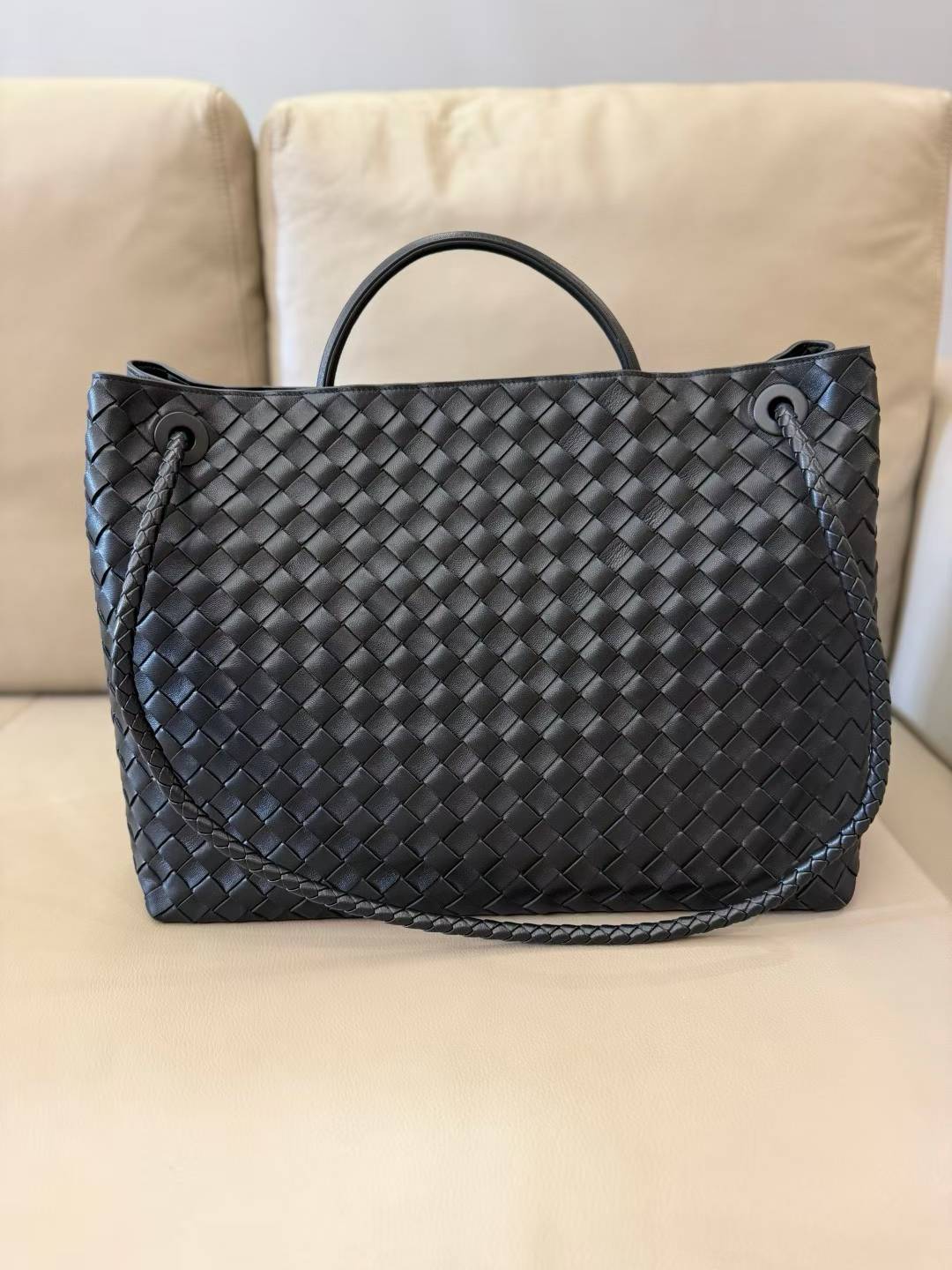 Bottega Veneta Large Andiamo view 8