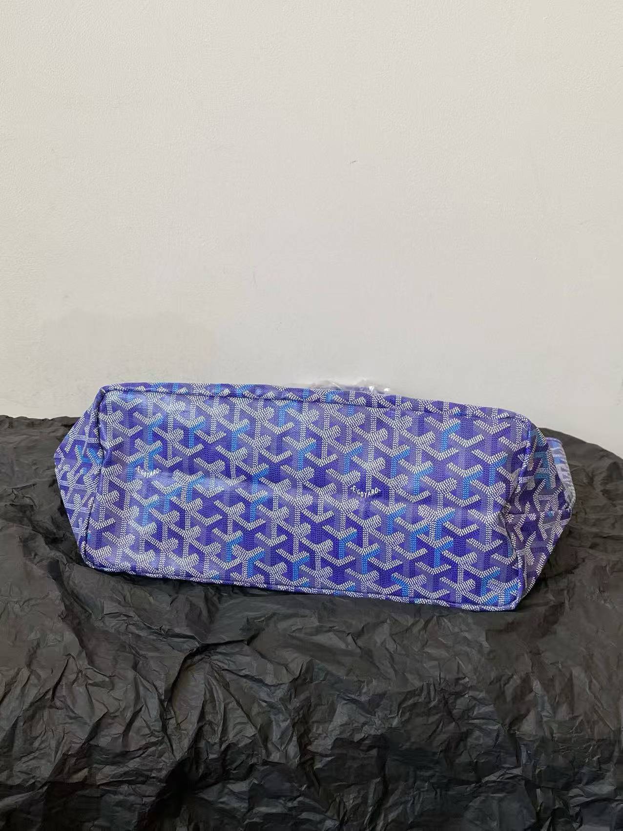 Goyard Medium Flat Shopper In Triomphe Canvas view 12