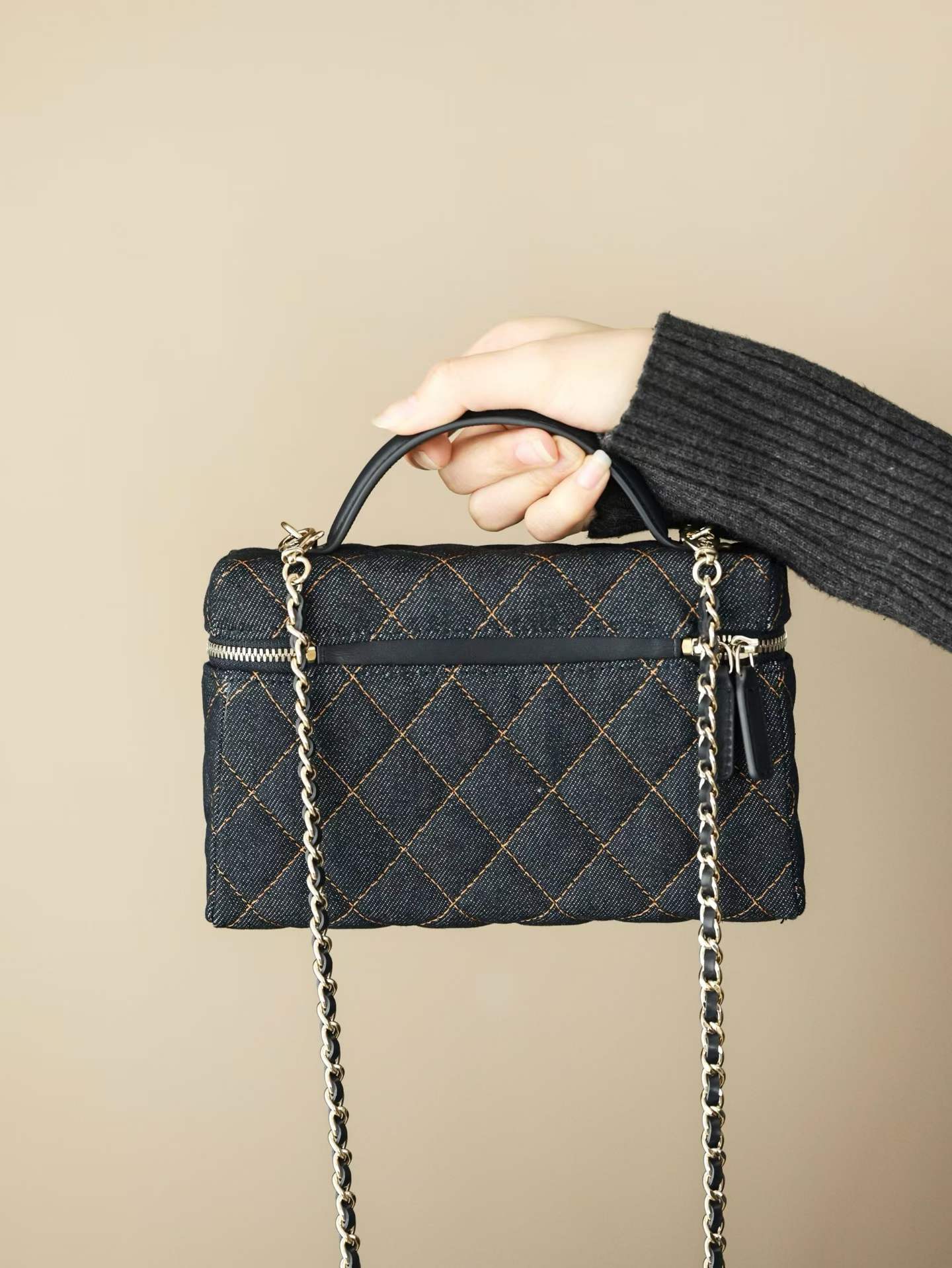 Chanel Classic Vanity with Chain view 2