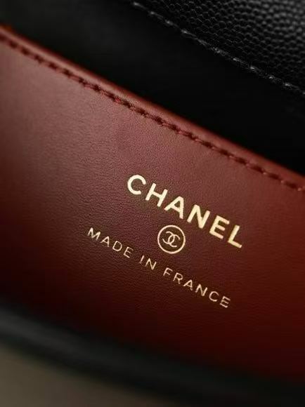 Chanel Flap Bag view 4