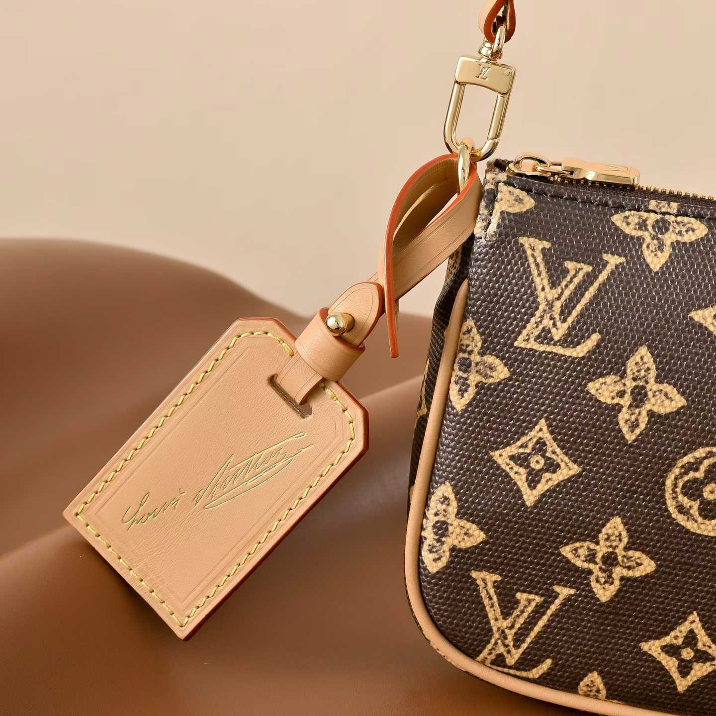 Louis Vuitton Pochette Accessoires M27718 view 8