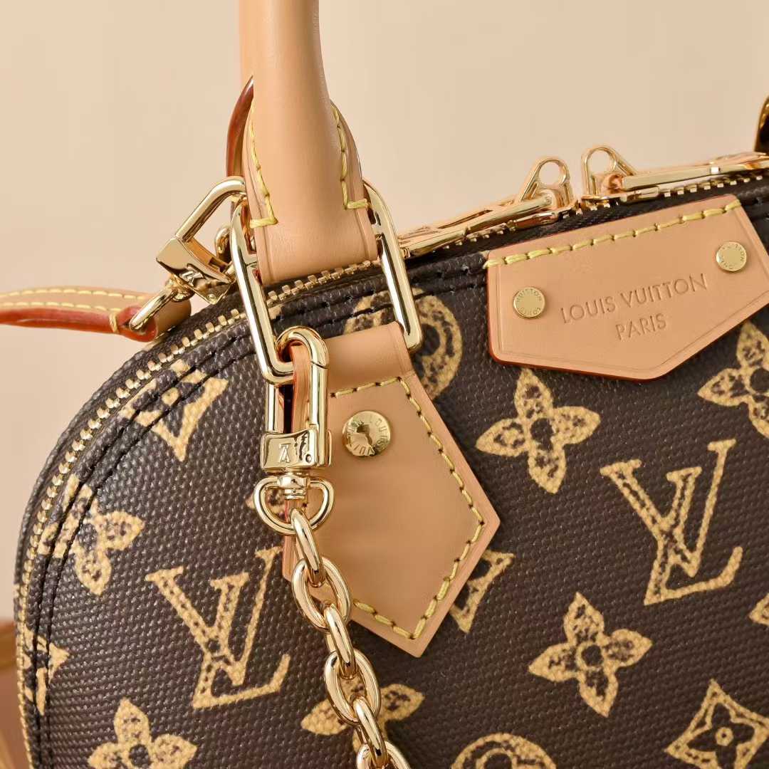 Louis Vuitton Alma Trunk BB Bag M28105 view 4