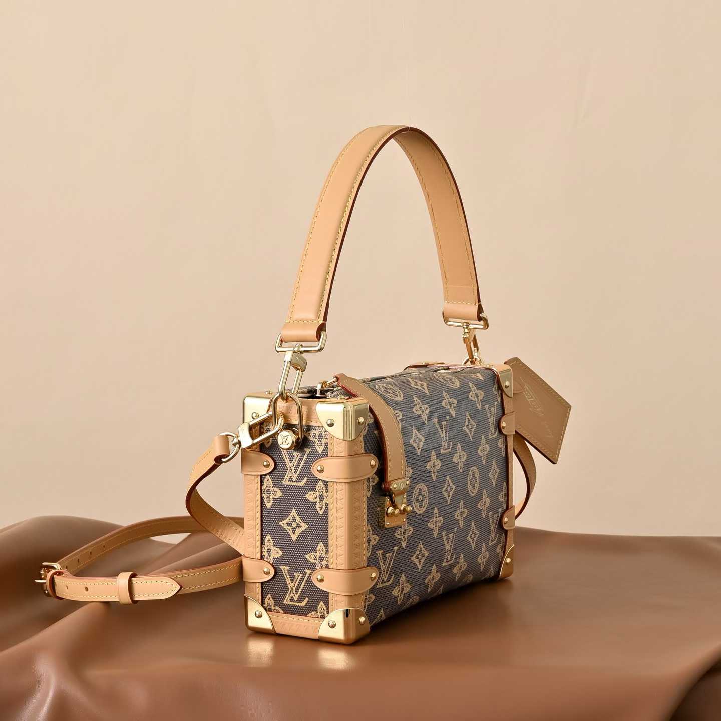 Louis Vuitton Side Trunk MM Bag M27516 view 4