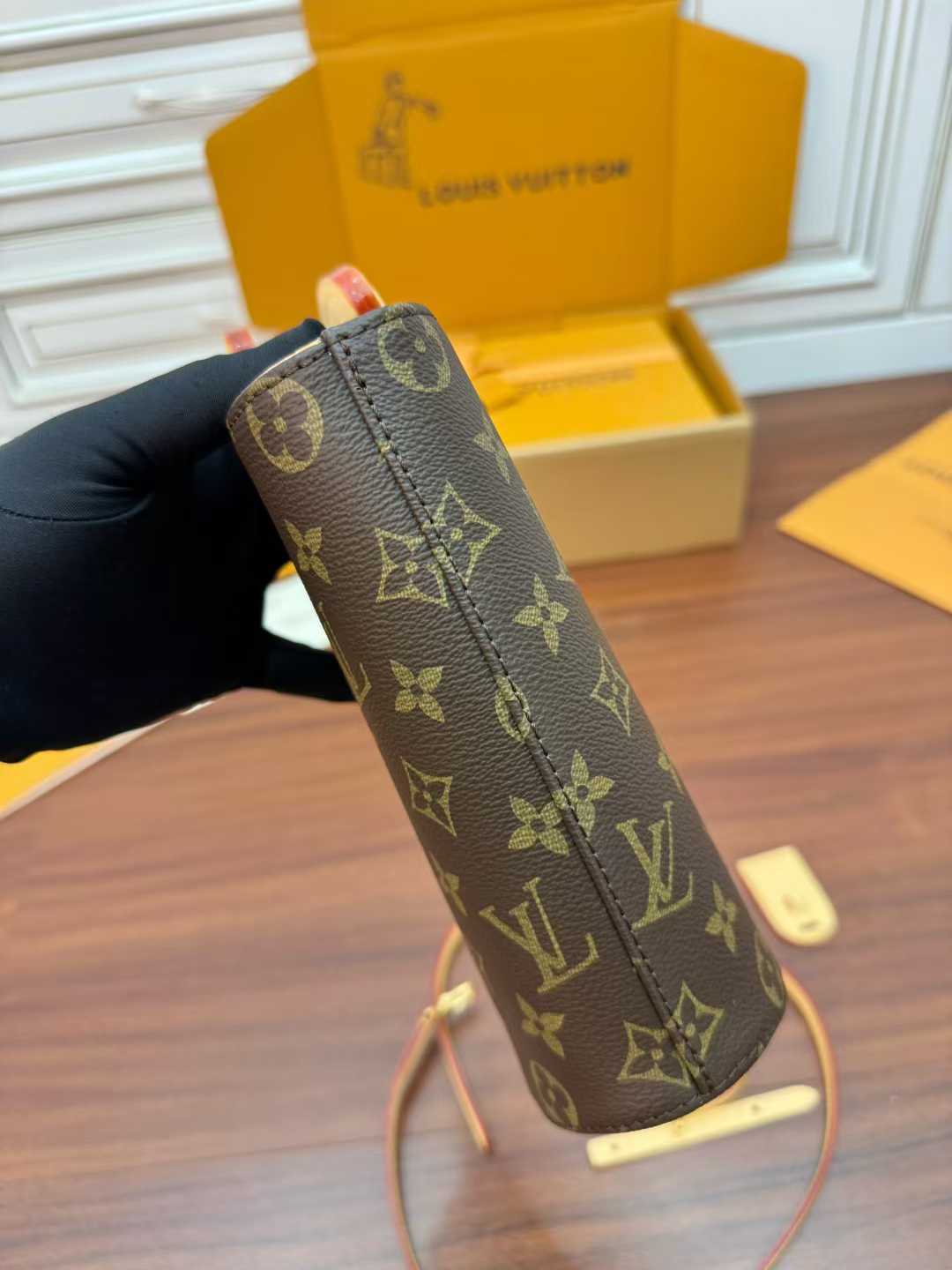 Louis Vuitton M14680 Rivage Bb Bag view 3