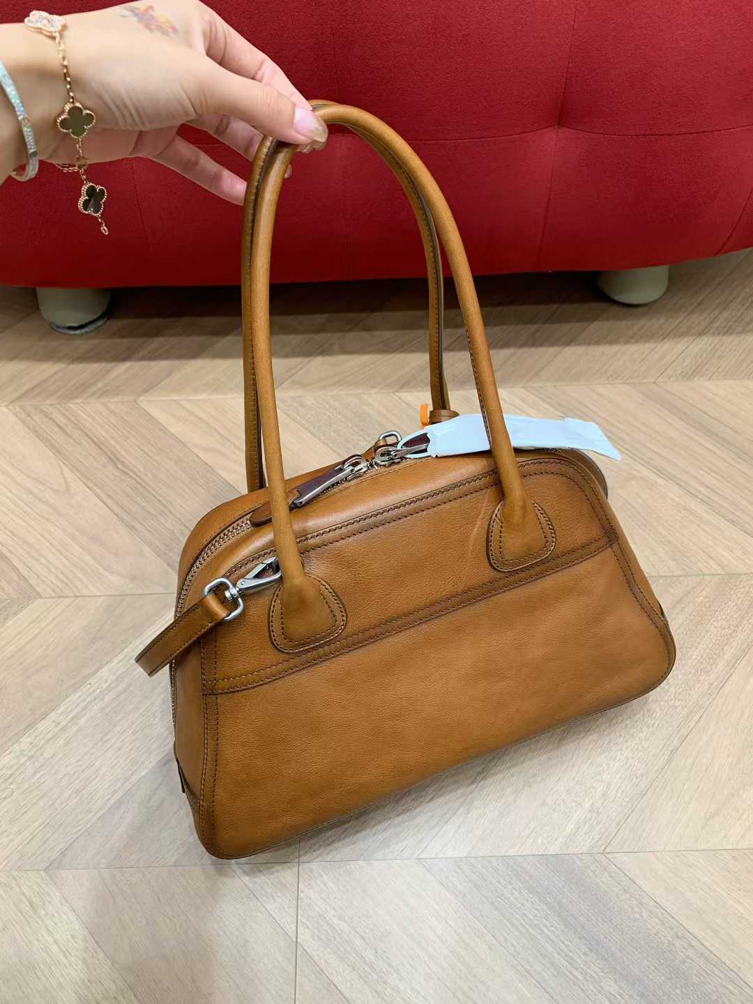 Miu Miu Vivant Leather bag view 2