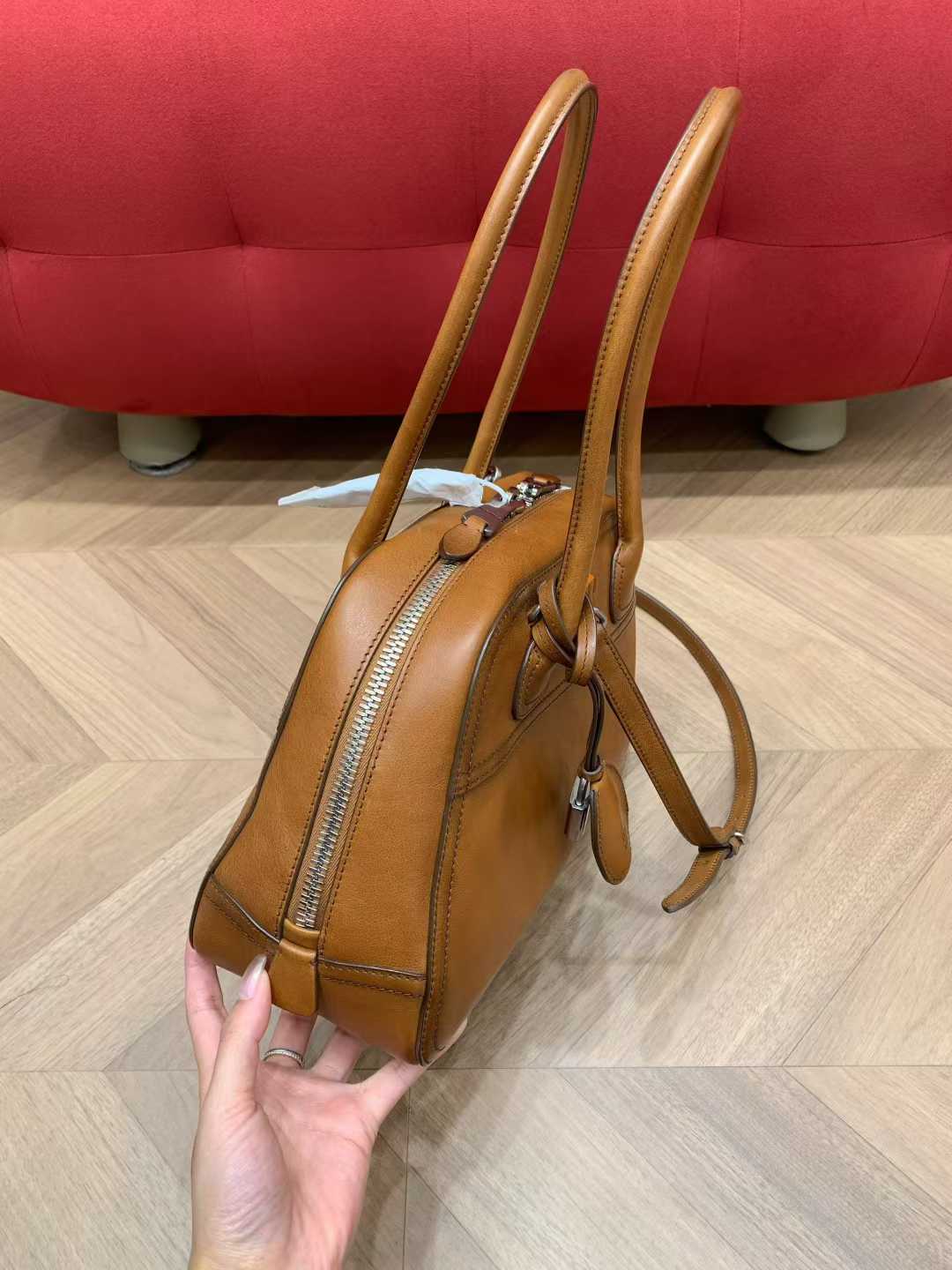 Miu Miu Vivant Leather bag view 4