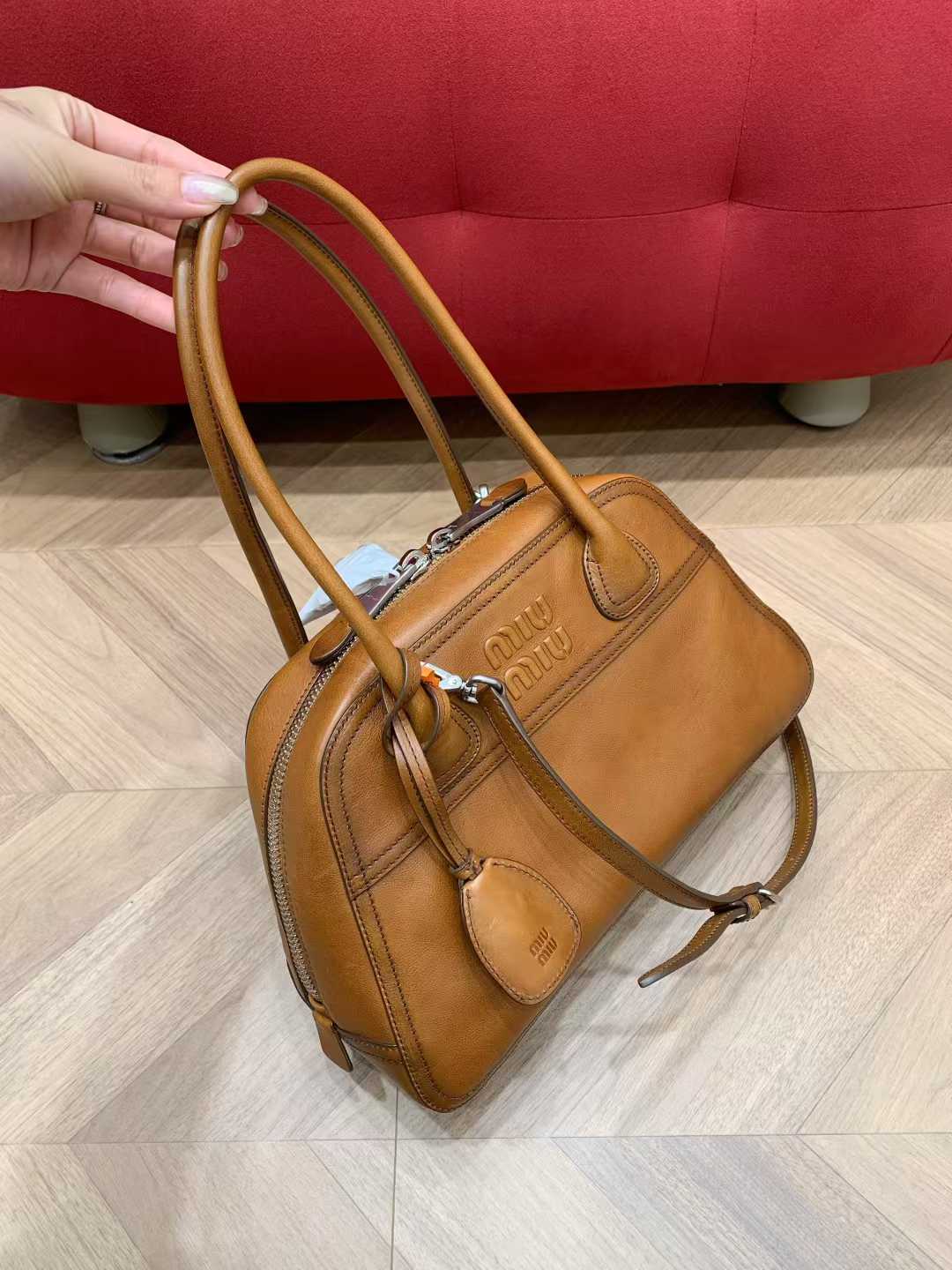 Miu Miu Vivant Leather bag view 9