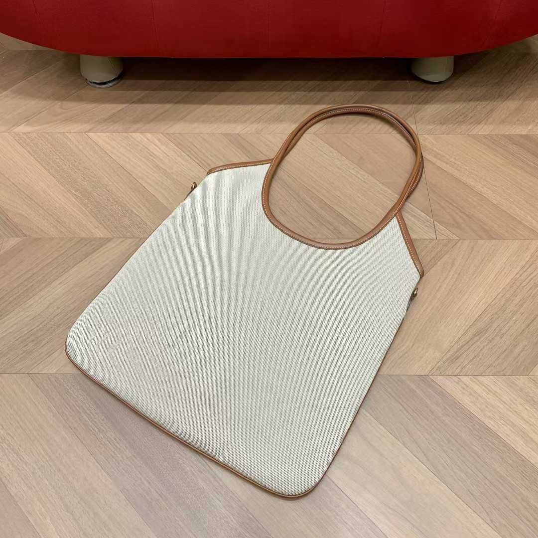 Miu Miu IVY canvas and leather bag view 3