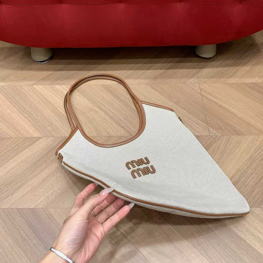 Miu Miu IVY canvas and leather bag view 4