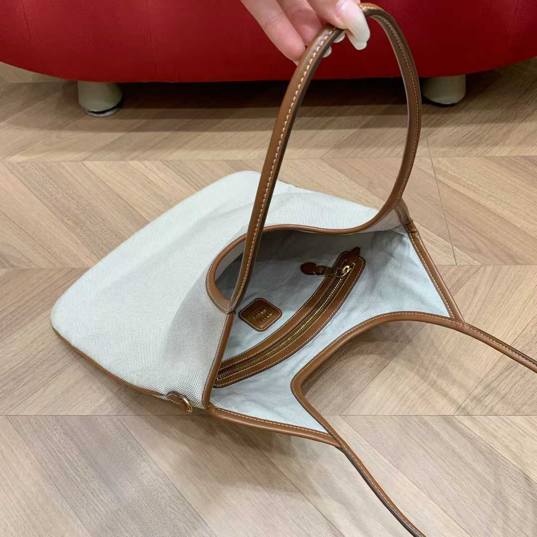 Miu Miu IVY canvas and leather bag view 5