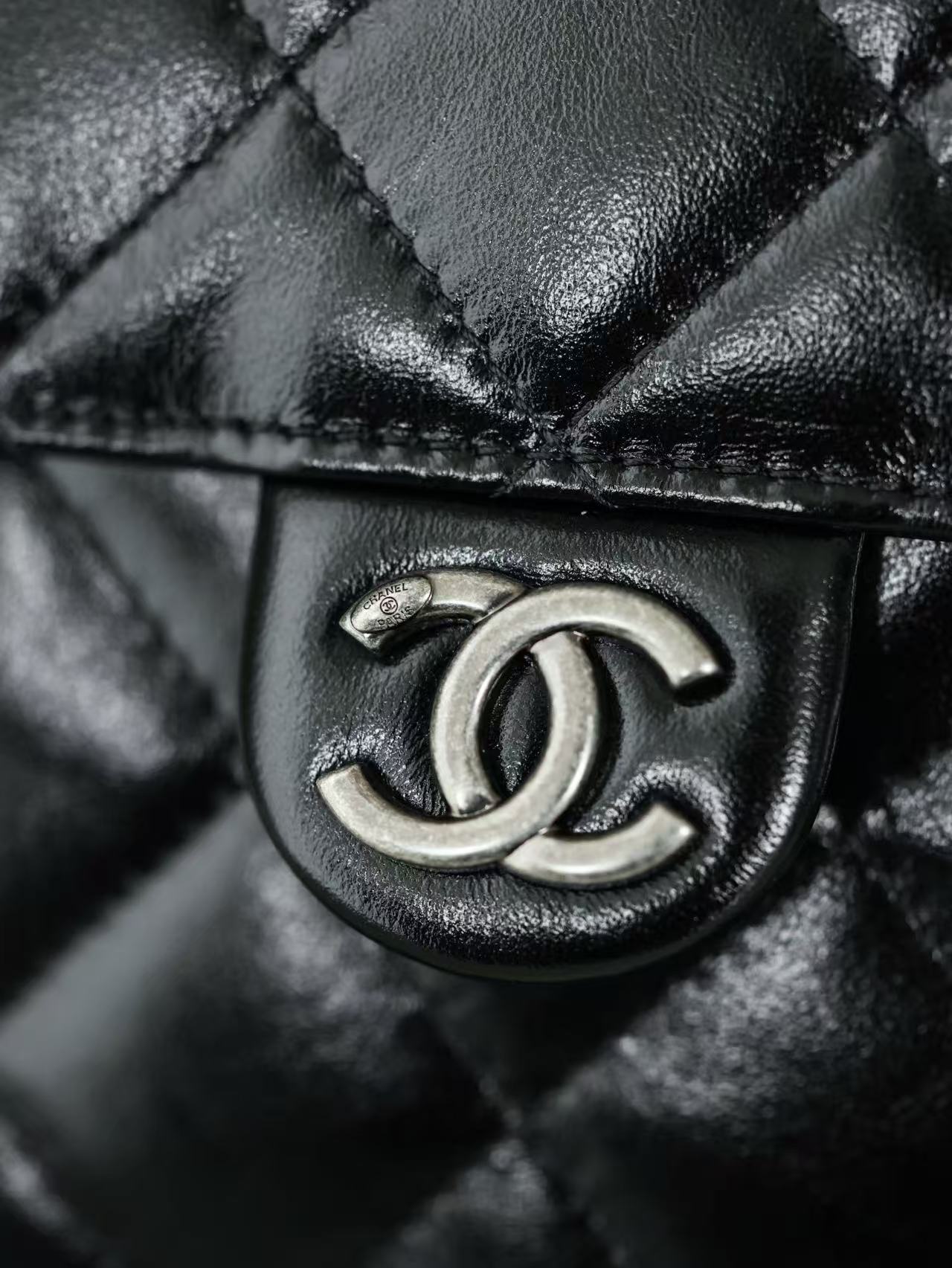 Chanel 25 Small Handbag view 8